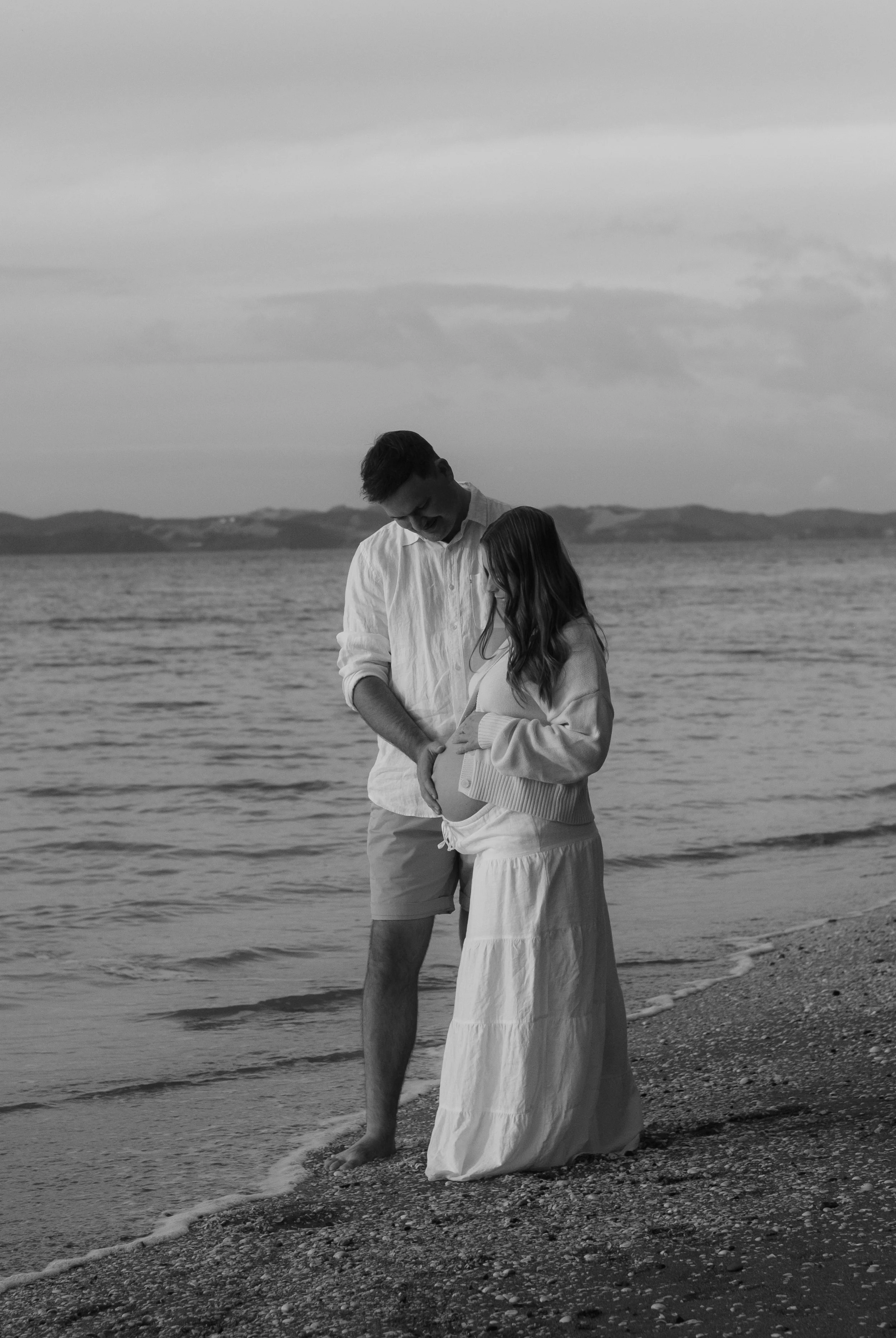 Celebrate your pregnancy, family milestones or engagement with natural, timeless portraits in Auckland and Christchurch. 