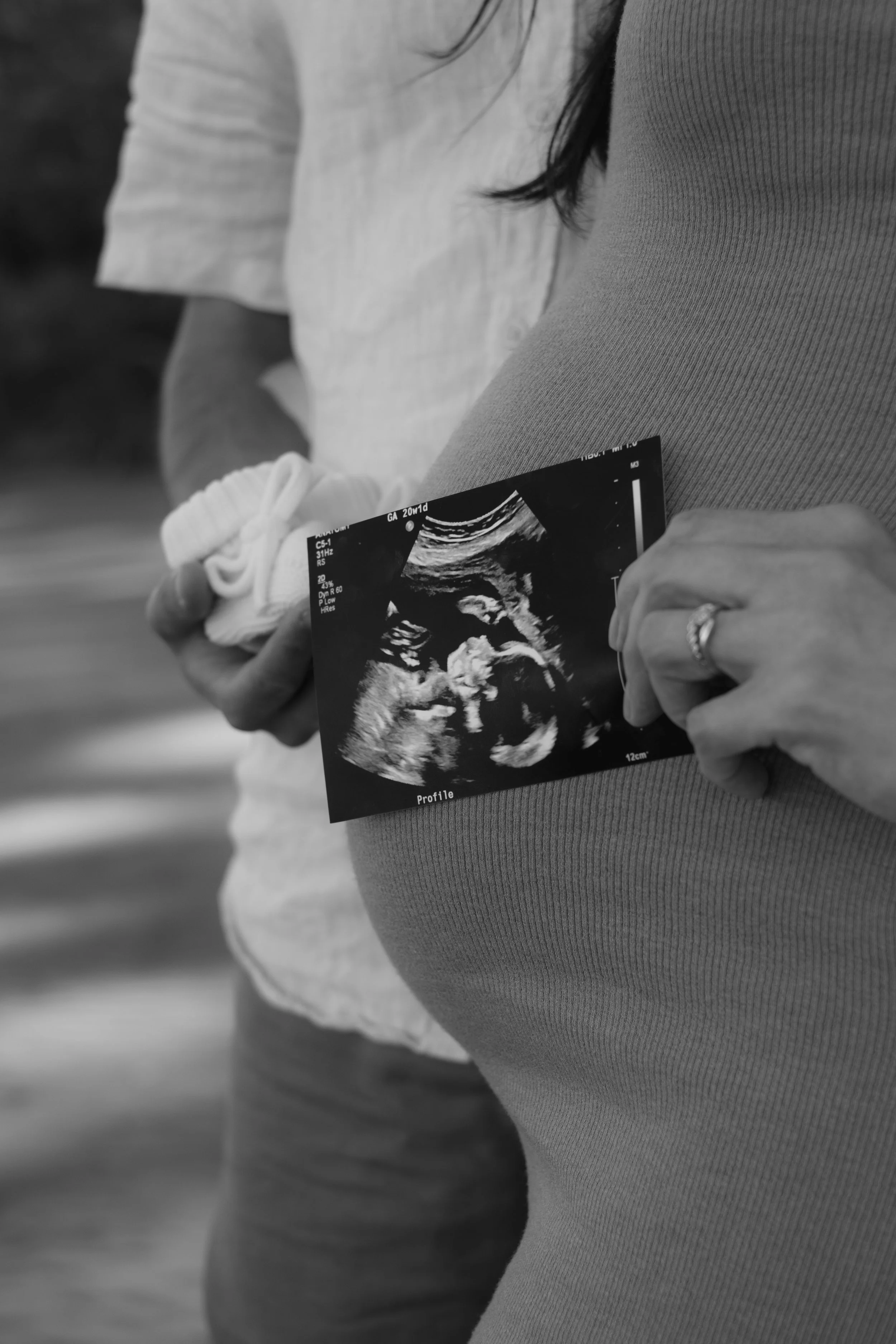 pregnancy announcement photos.jpg
