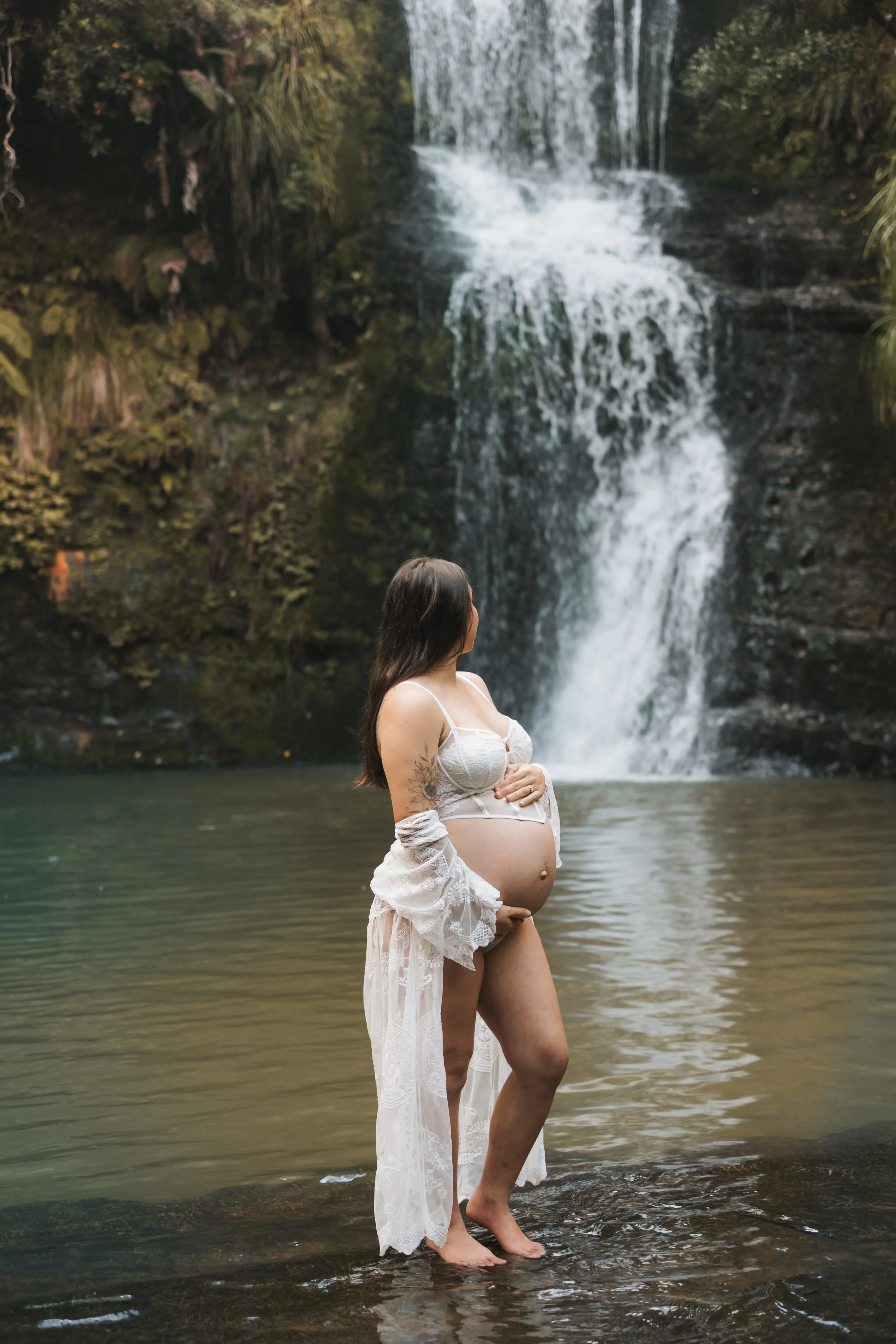 Natural maternity photography In Auckland and Christchurch. 