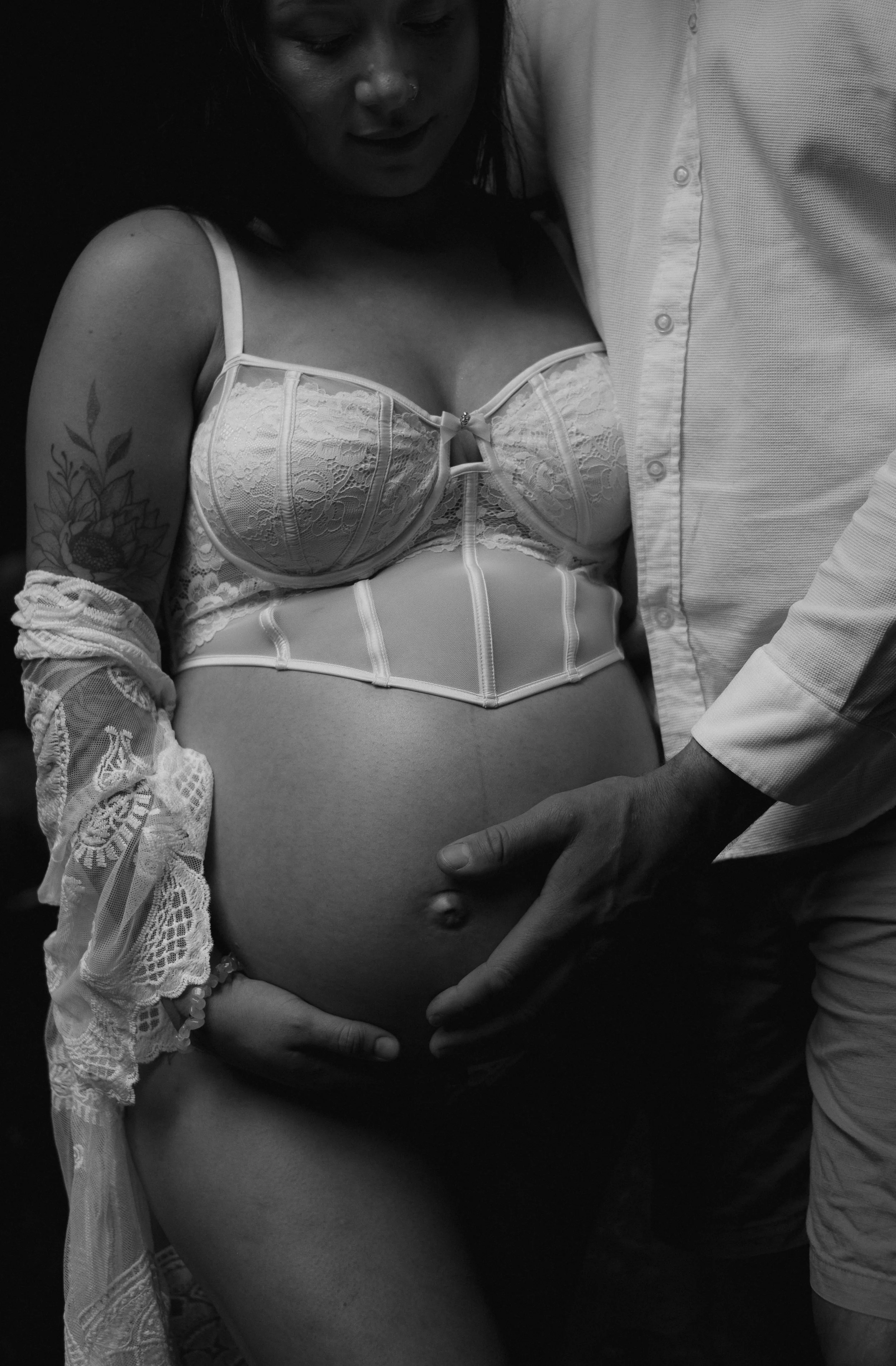 Natural maternity photography In Auckland and Christchurch. 