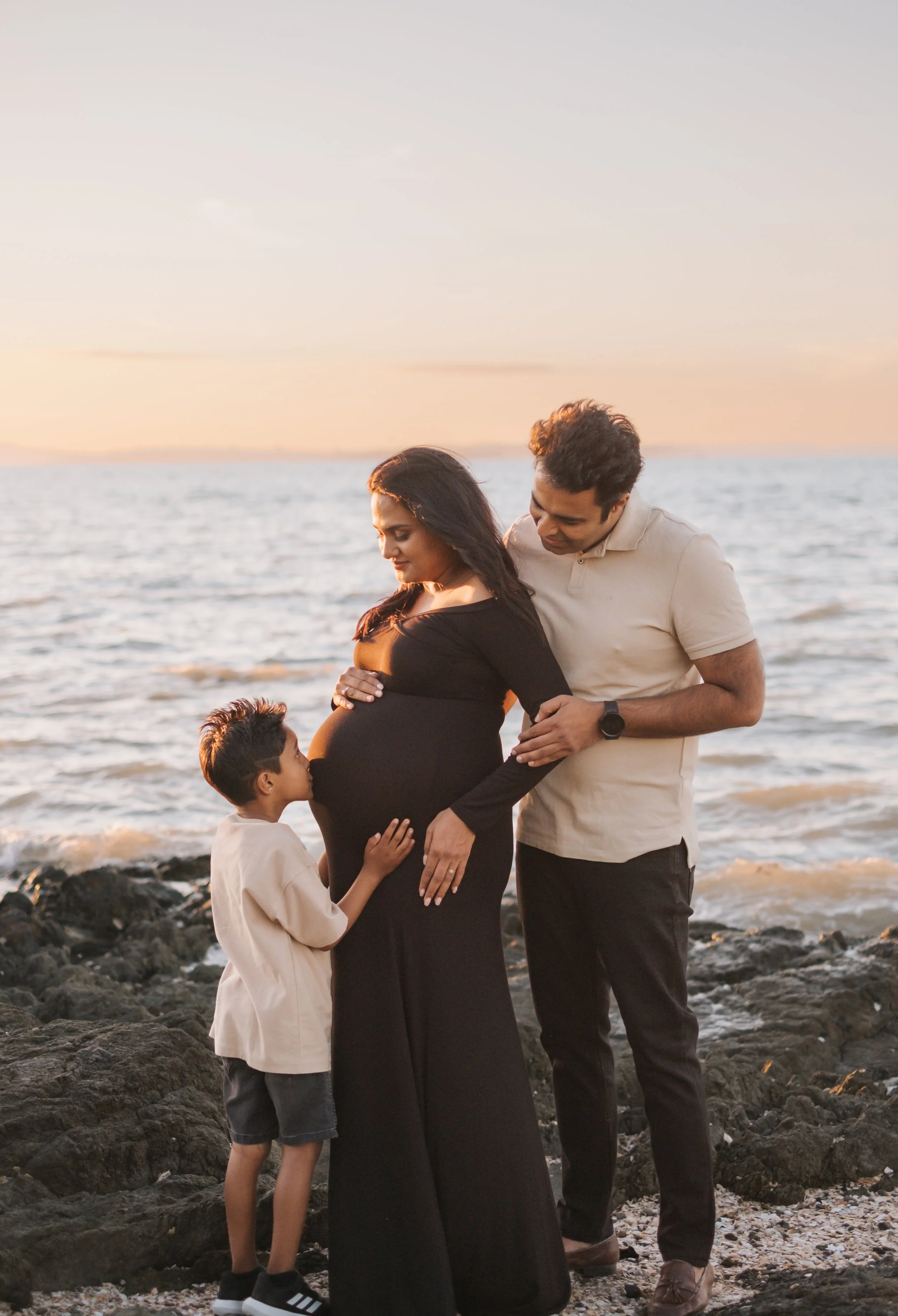 beach maternity photography In Auckland and Christchurch. 