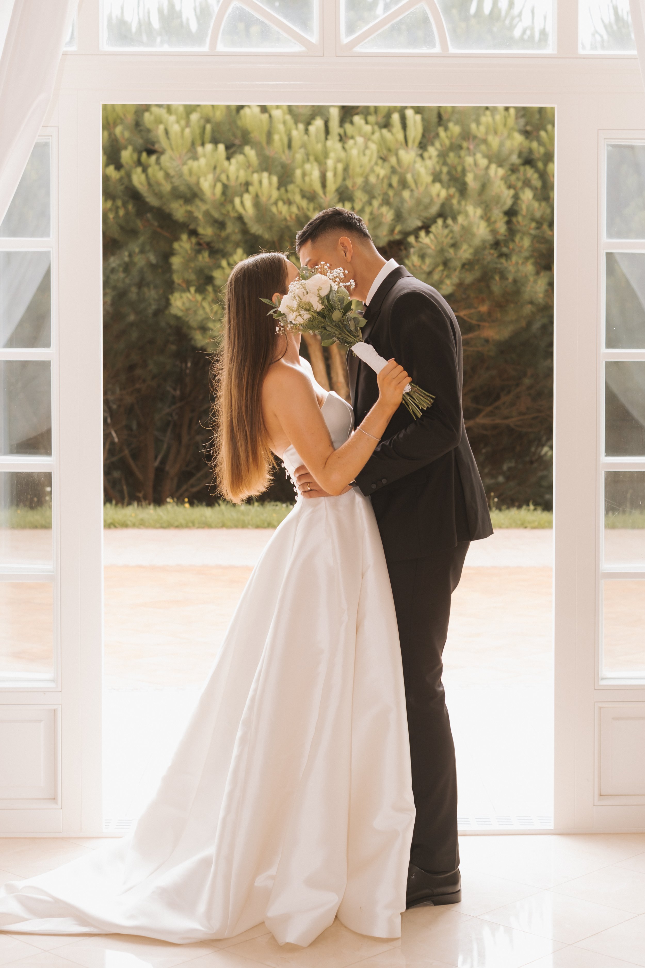 New Zealand elopement photographer.jpg