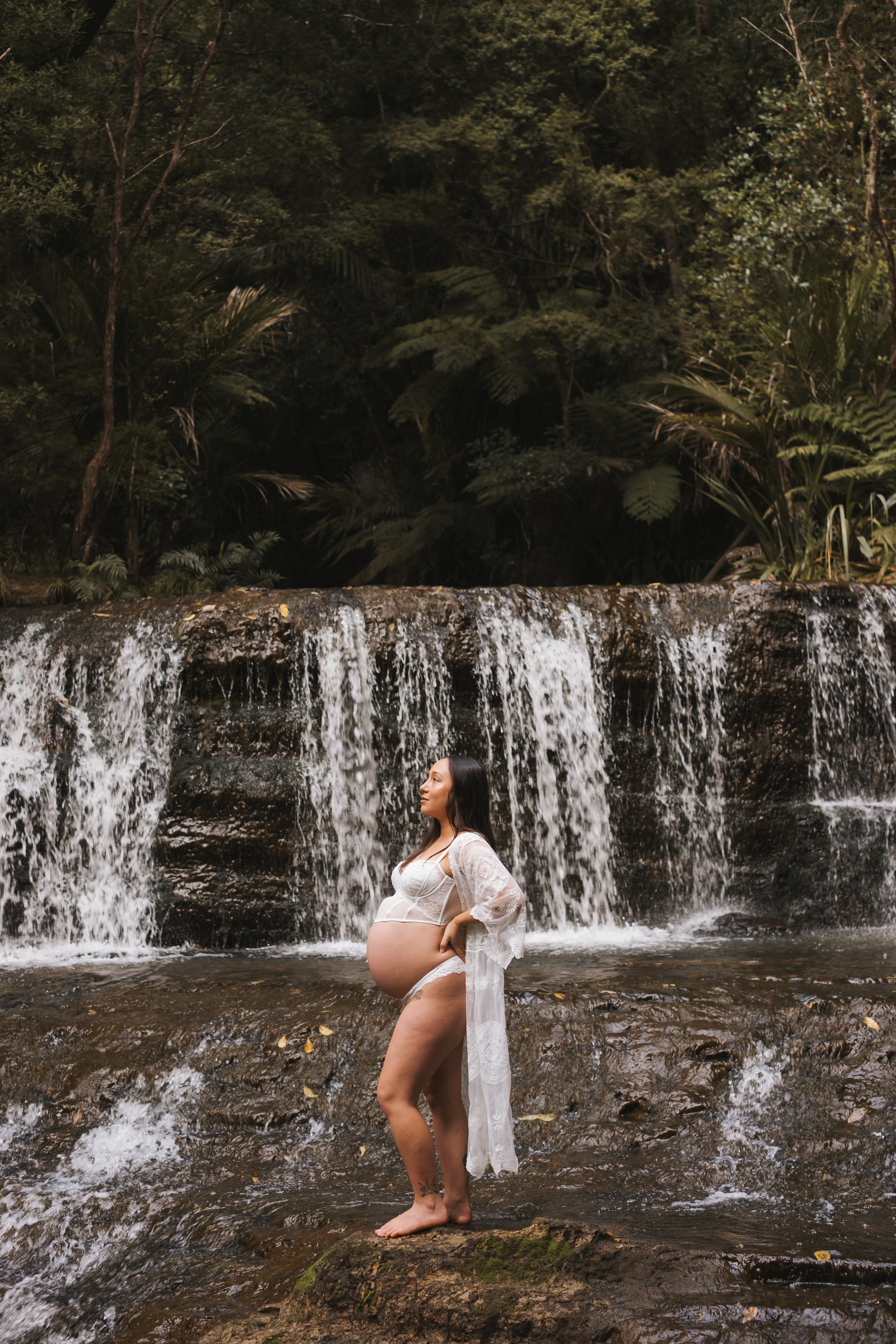 Natural maternity photography In Auckland and Christchurch. 