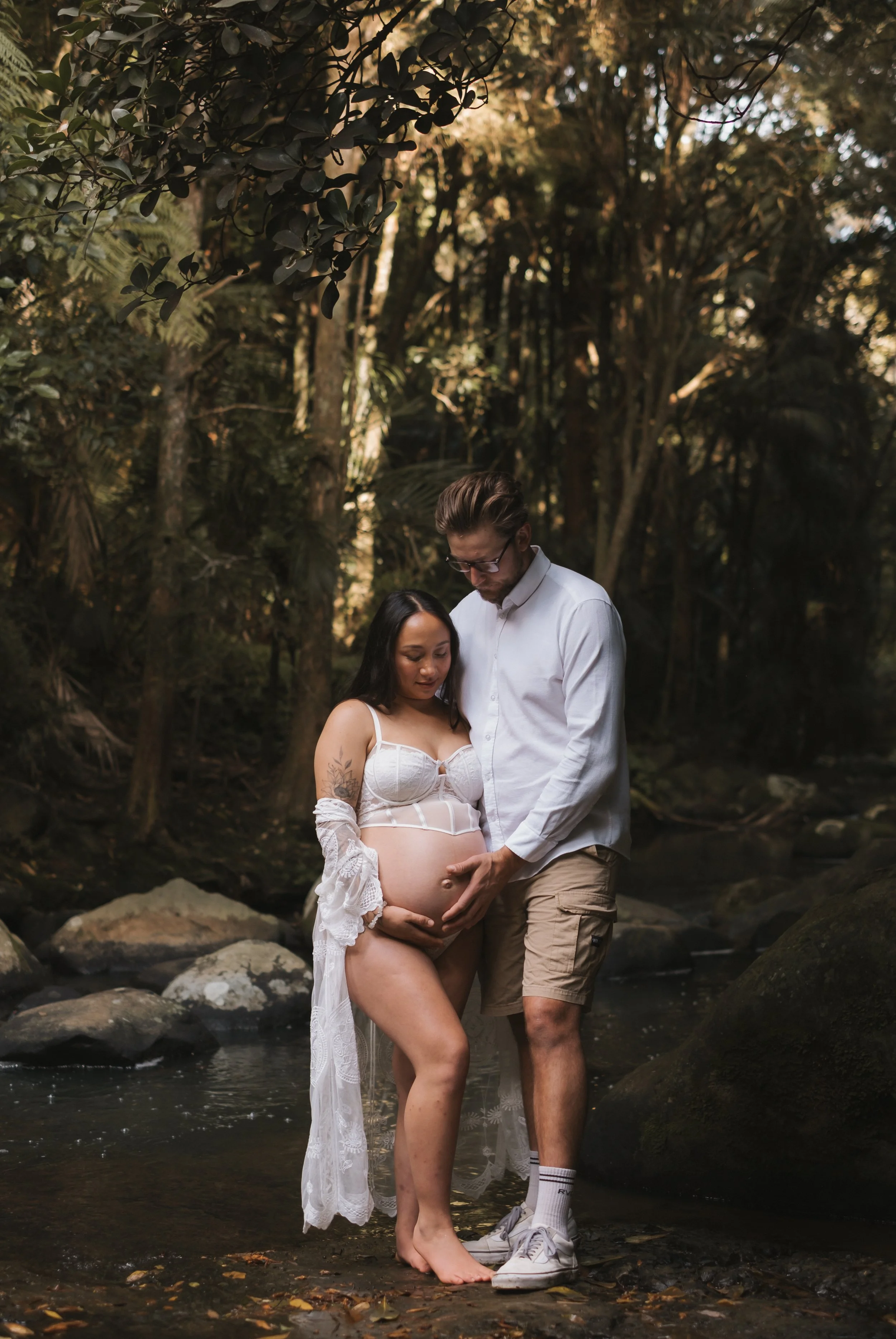Natural maternity photography In Auckland and Christchurch. 