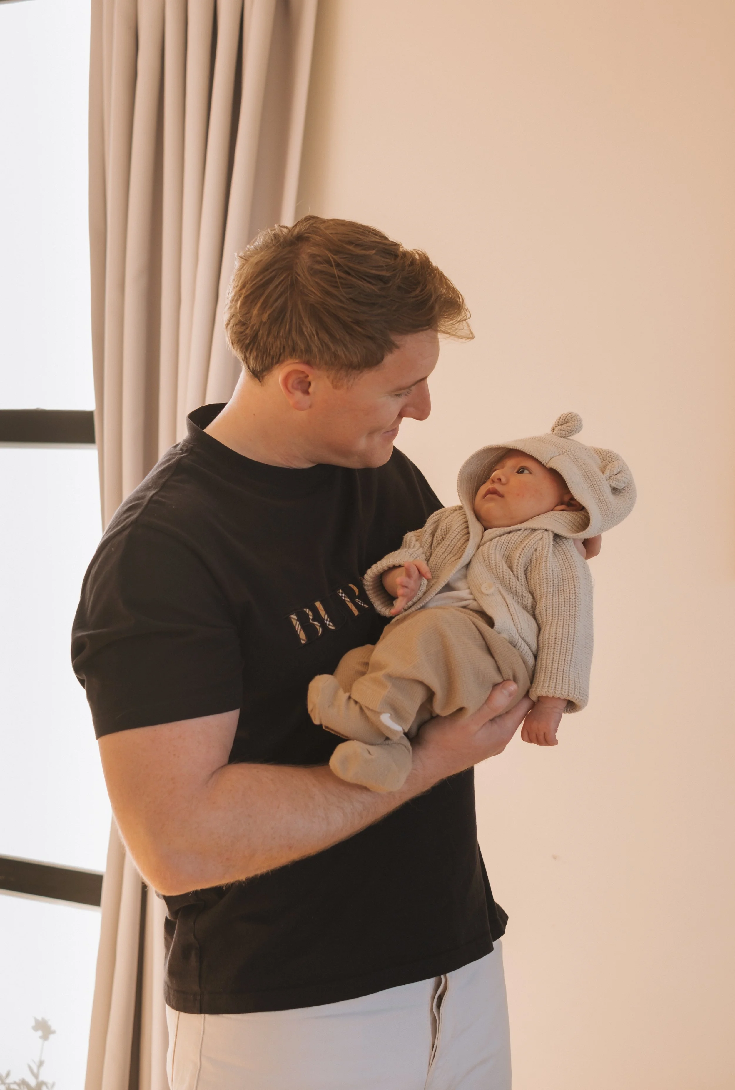 natural in home newborn sessions in Auckland and Christchurch 