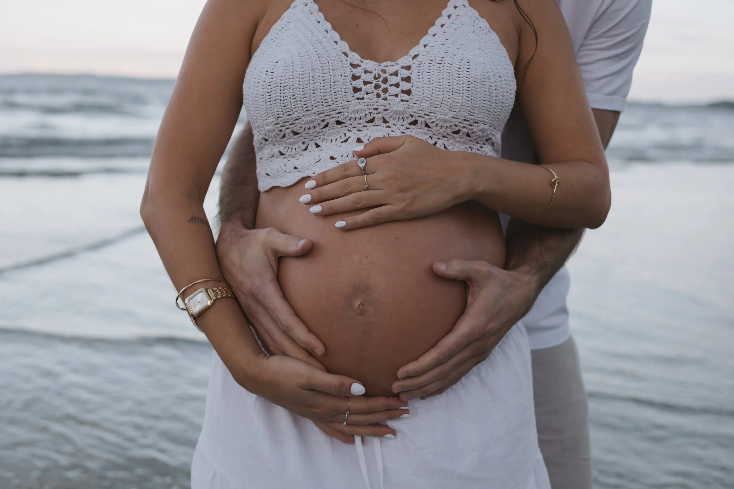 sunset maternity photoshoot in Auckland and Christchurch New Zealand 