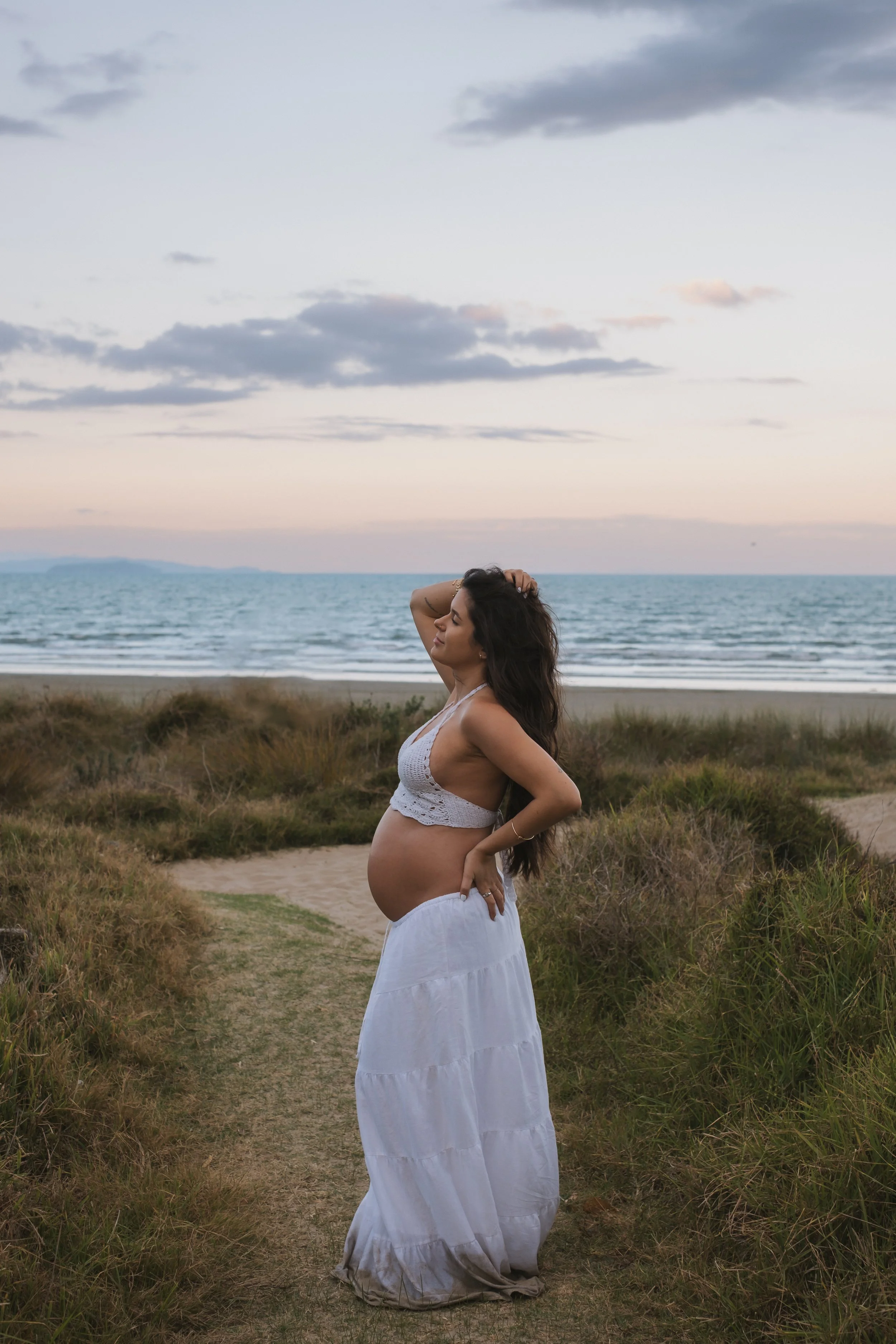 sunset maternity photoshoot in Auckland and Christchurch New Zealand 