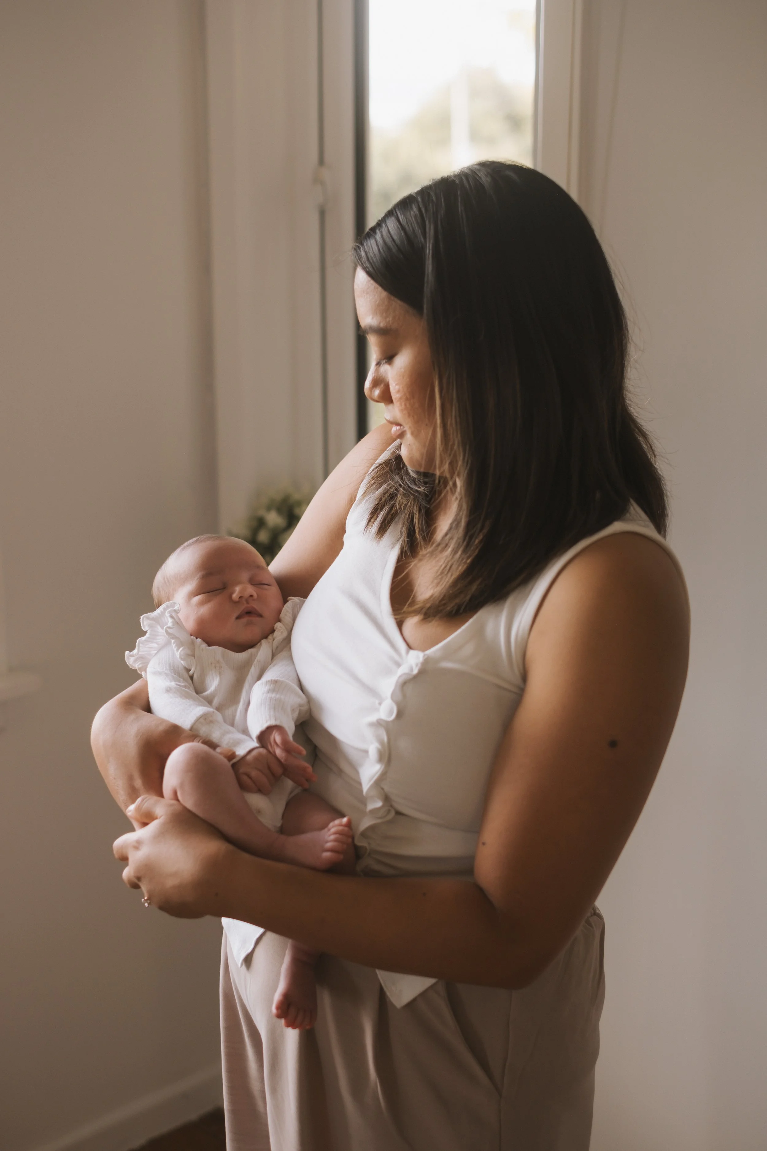 natural in home newborn sessions in Auckland and Christchurch 