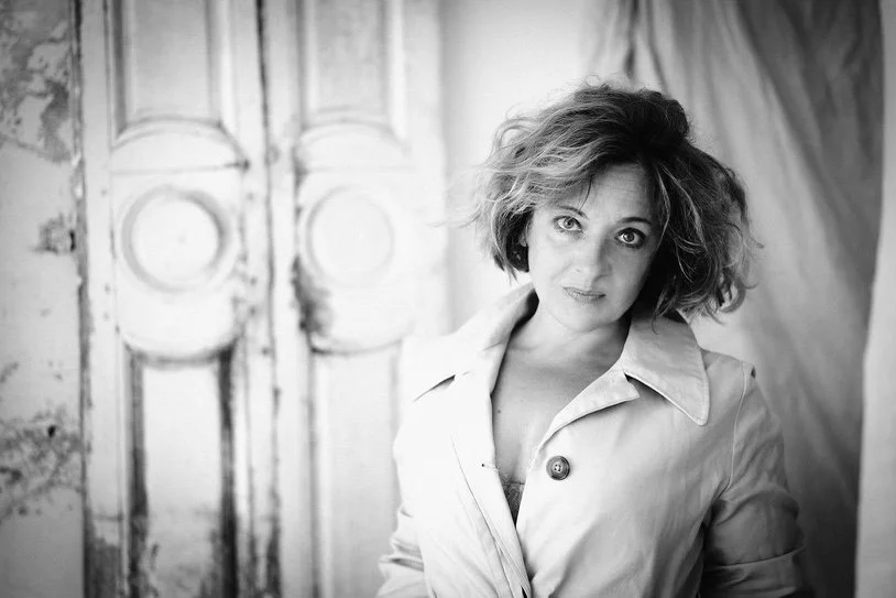 Coralie-25N&Bweb.jpg