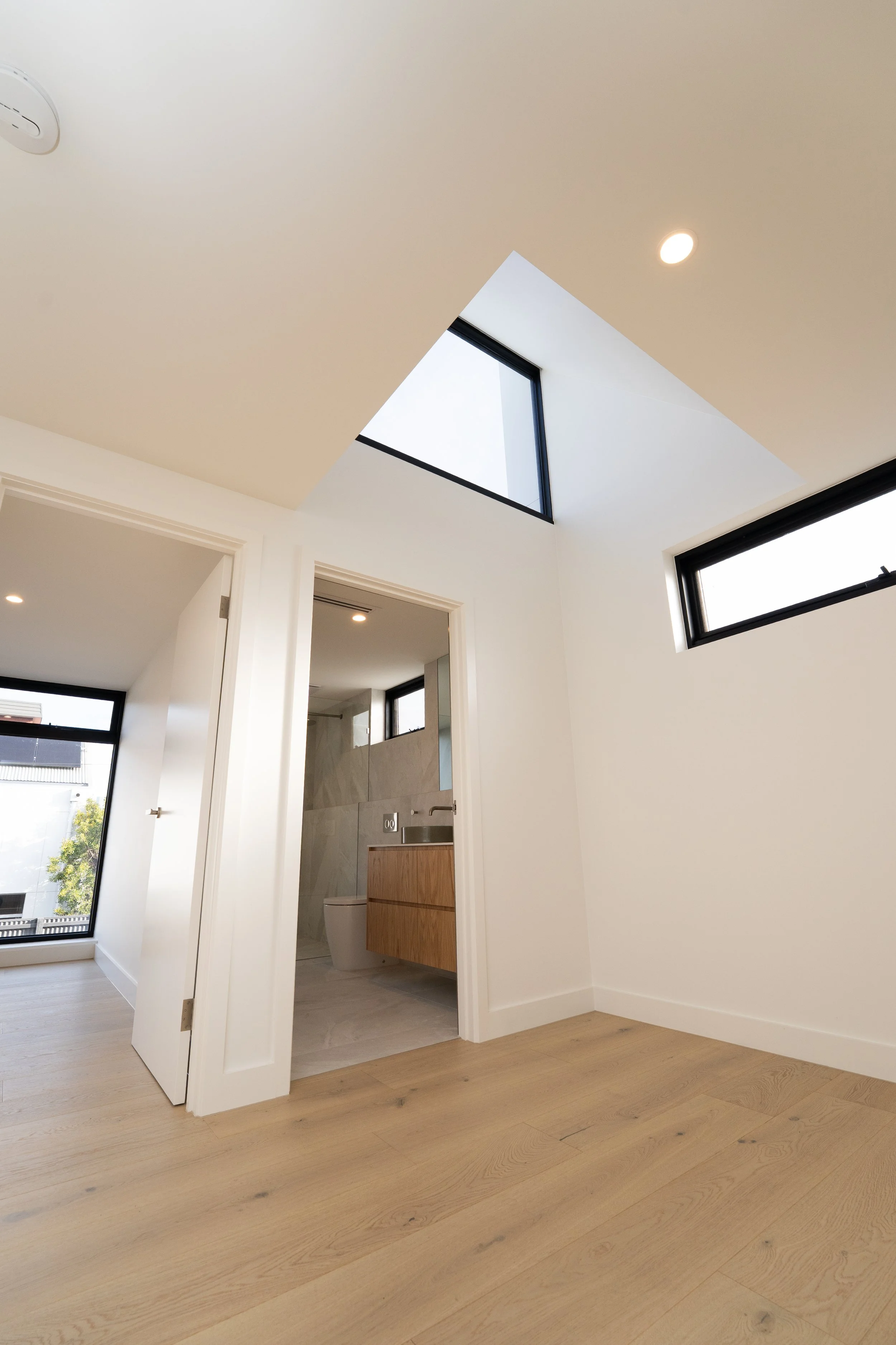 Melbourne before-and-after photography for builders, renovations and property projects.