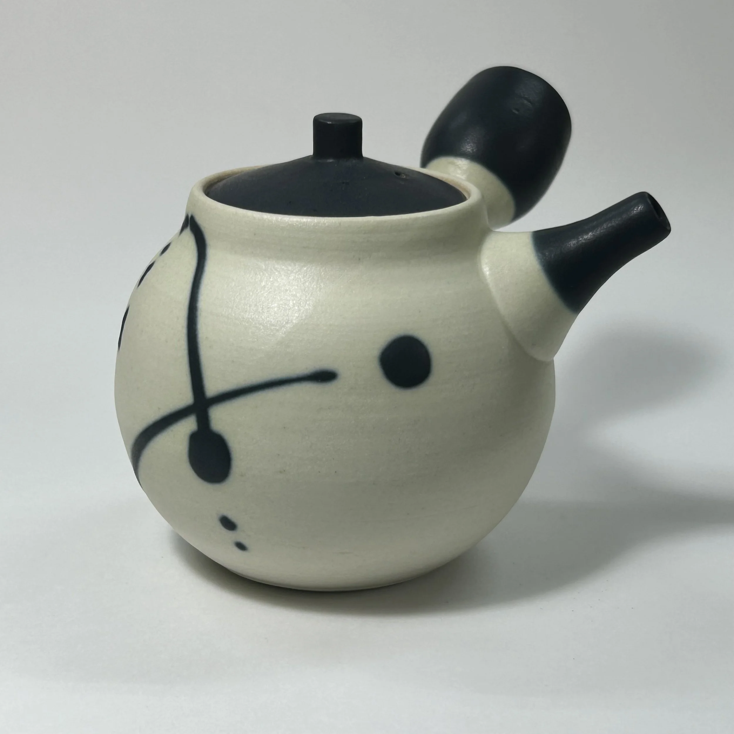 Calligraphy Series: Kyusu