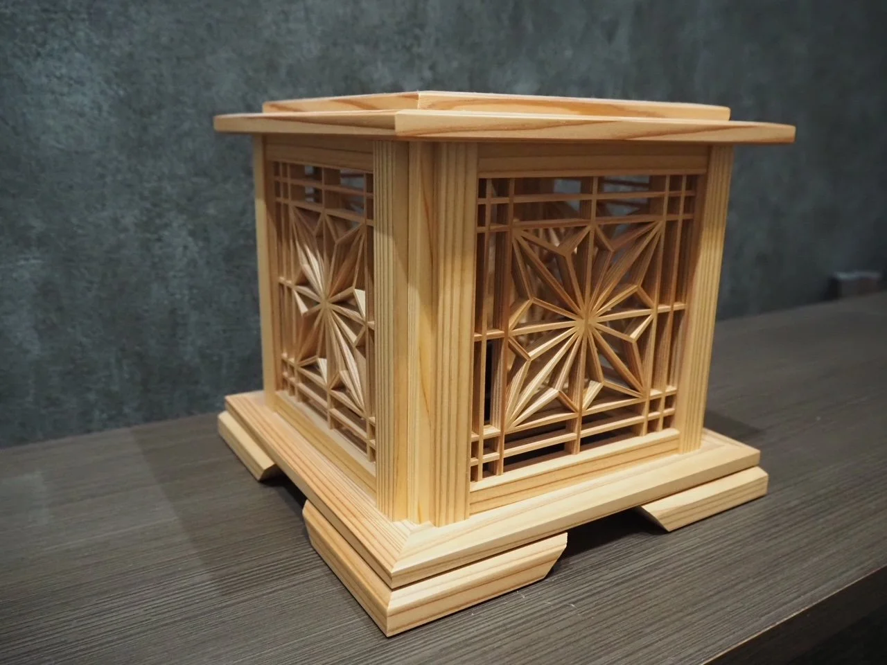 Kumiko Lantern - Kakuasa