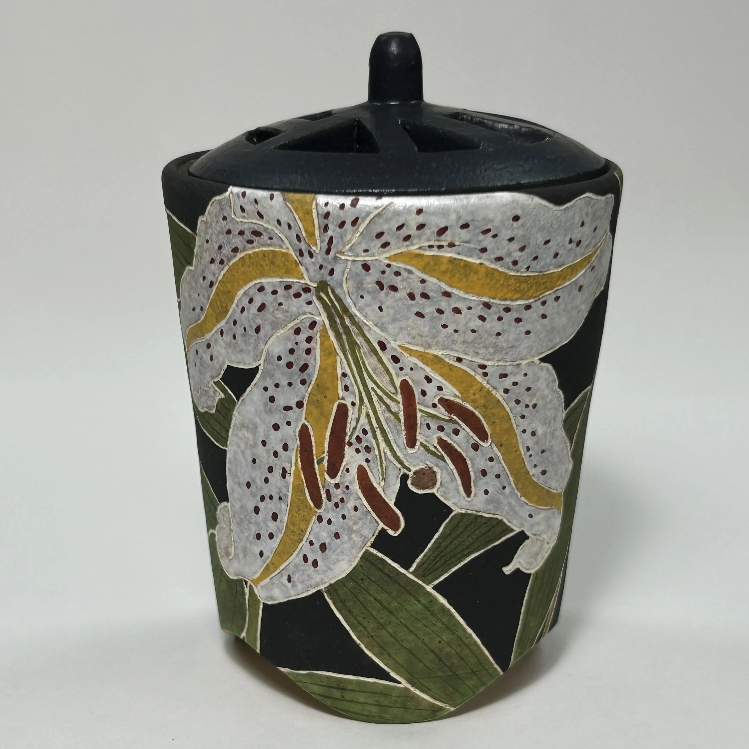 Saijiki Series: Mountain Lily Kōro (Incense Burner)