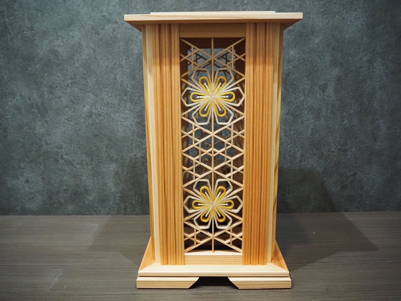 Kumiko Lantern - Medium