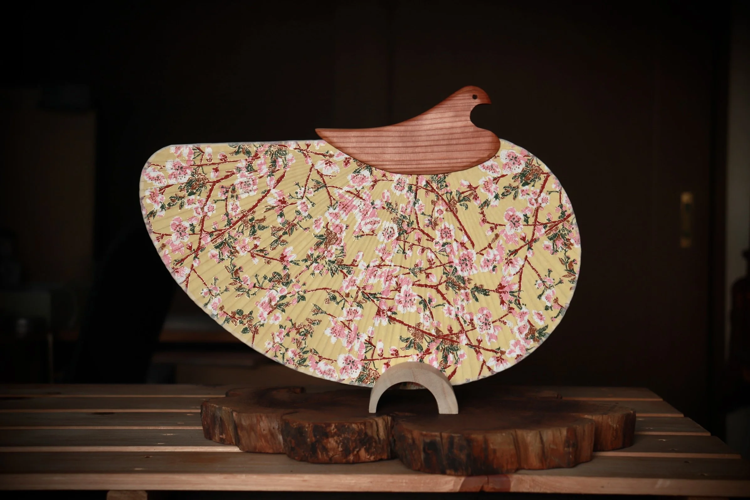 Miyako Uchiwa Chidori Fan - Yuzen Washi (Yellow)