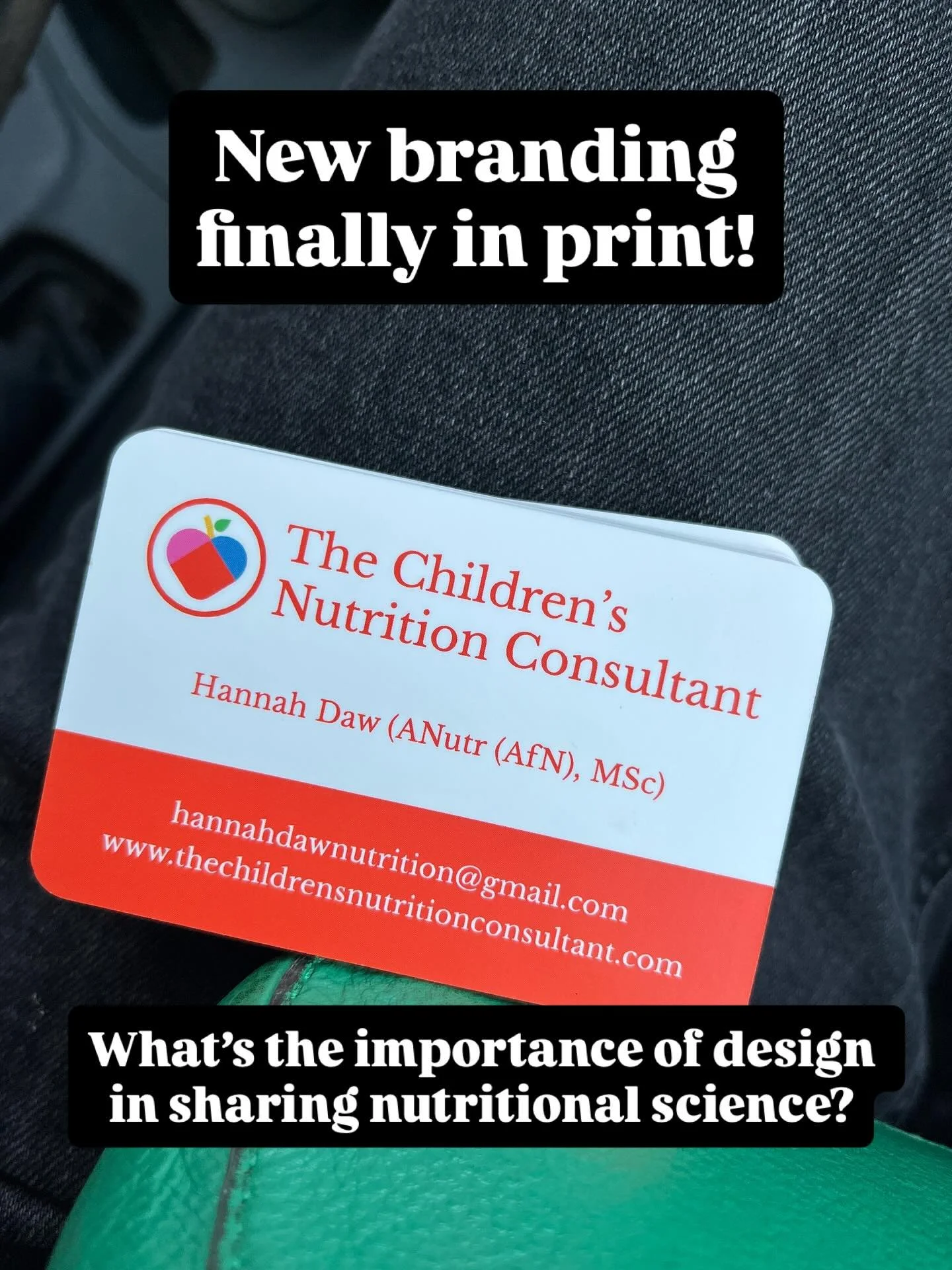 Nutrition science is complex but understanding it doesn&rsquo;t have to be.

With 20 years of experience in graphic design combined with my experience as a nutritionist, I use the power of visual storytelling to break down nutrition messages simply a