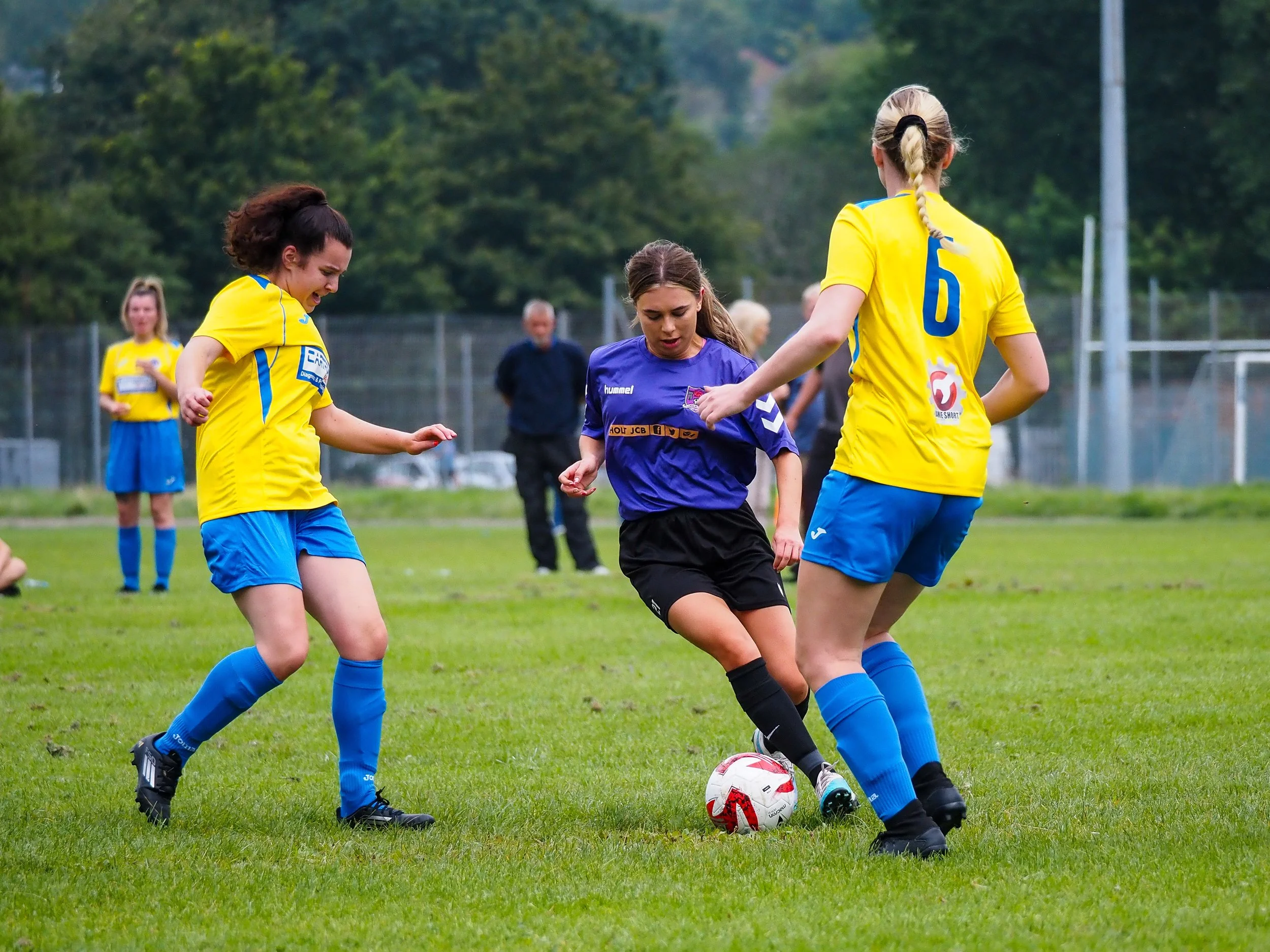 Football-04.jpg