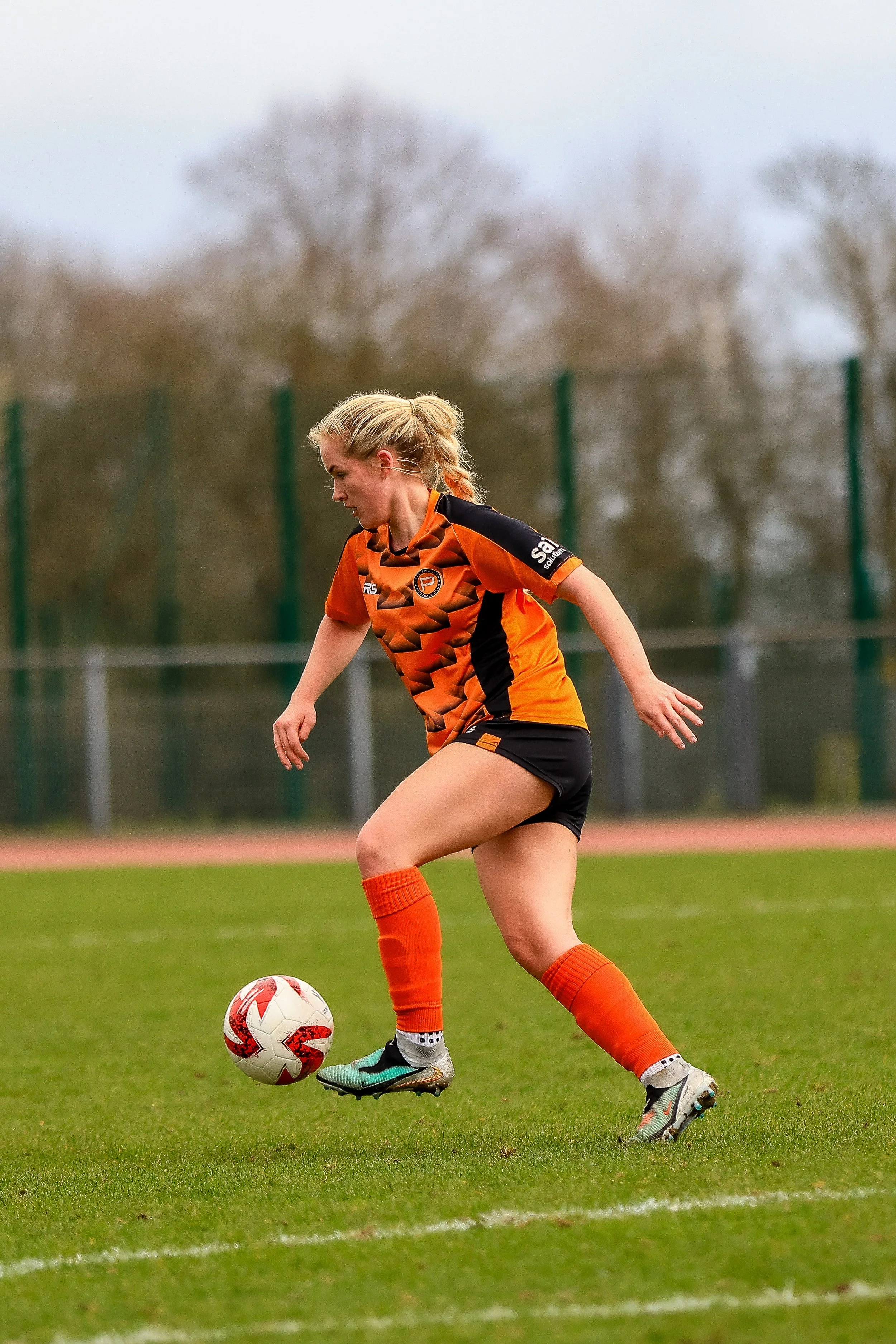 Football-03.jpg
