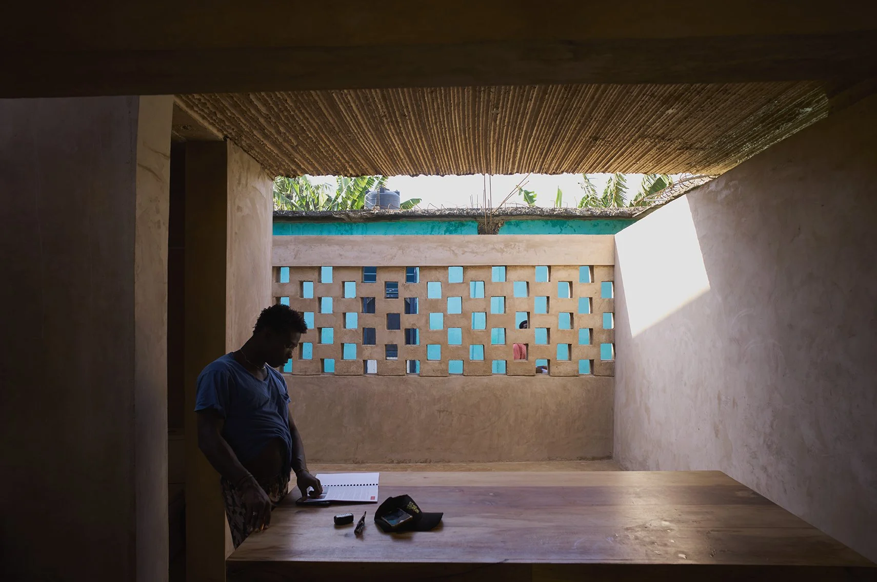 Surf Ghana Collective by DeRoche Projects and TAELON7_15_(c)_Julien Lanoo_LD.jpg