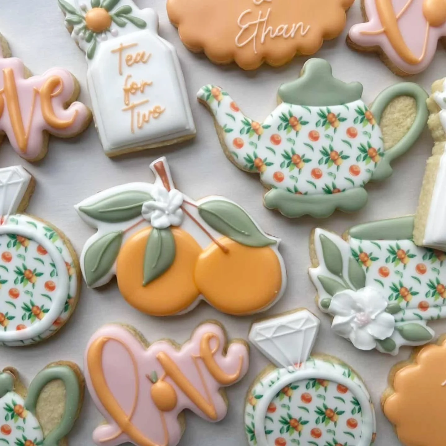 Tea for Two 💍🫖
The sweetest way to celebrate the bride-to-be! Perfect for showers, brunches, and all the in-between moments 🍊✨

#teafortwocookies #teapartycookies #bridalshowercookies
#love #orangecookies