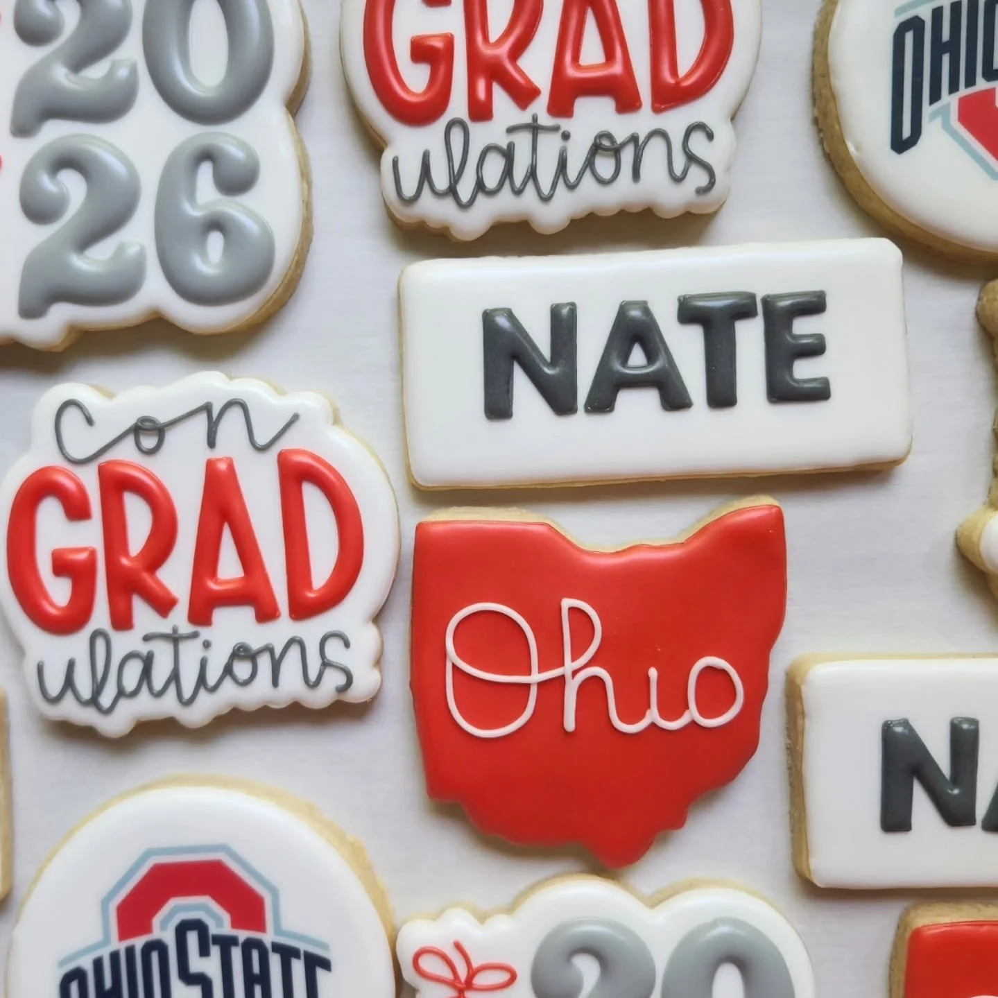 Congratulations to the Class of 2026!! 🎓🎉
Graduation cookies are in full swing! 

#graduationcookies #ohiostatebuckeyes #seniorcookies #congradulations