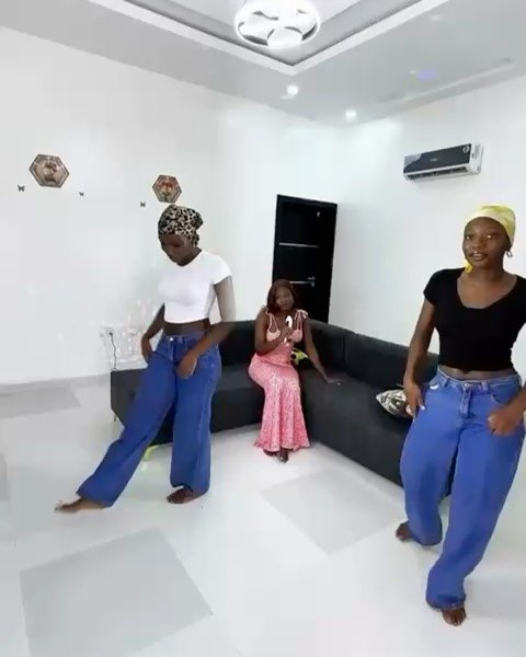 Special Appreciation to everyone who participated in the second week of the challenge🙏❤️
100k every Friday…… the Rarachallenge is still ongoing💃💯
Who’s gonna be the next winner?👀🥁
#boyloh #rarachallenge