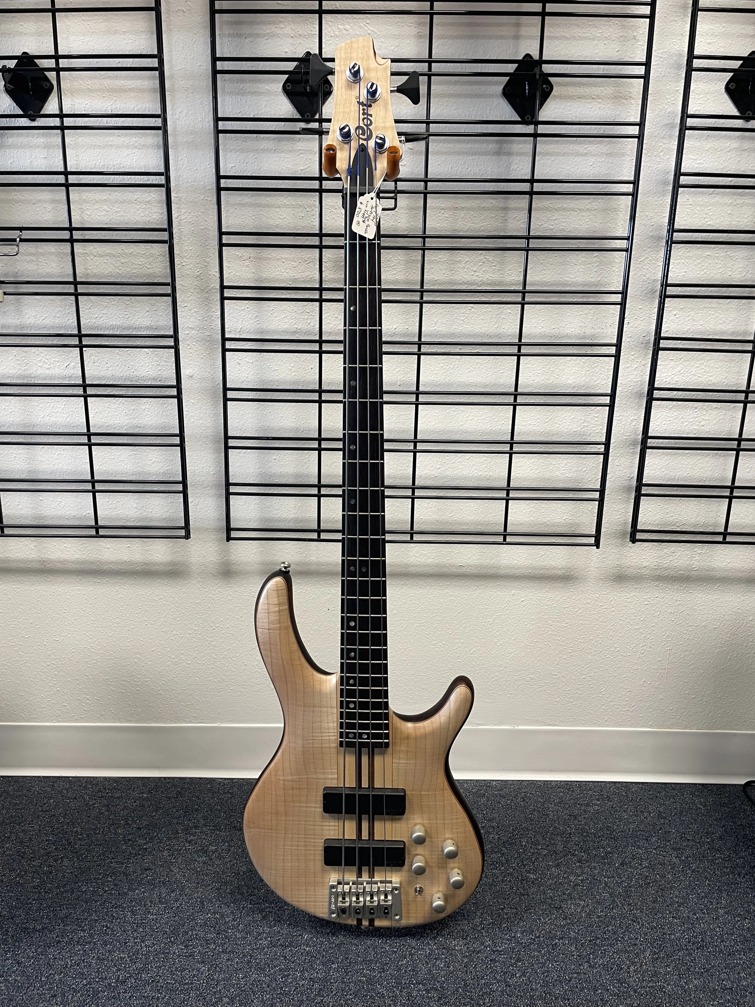 $800   Cort A4 Artison Bass, Active Bartoloni MK1 Pickups, Gotoh Tuners, Chromie Strings, Includes Padded Gig Bag