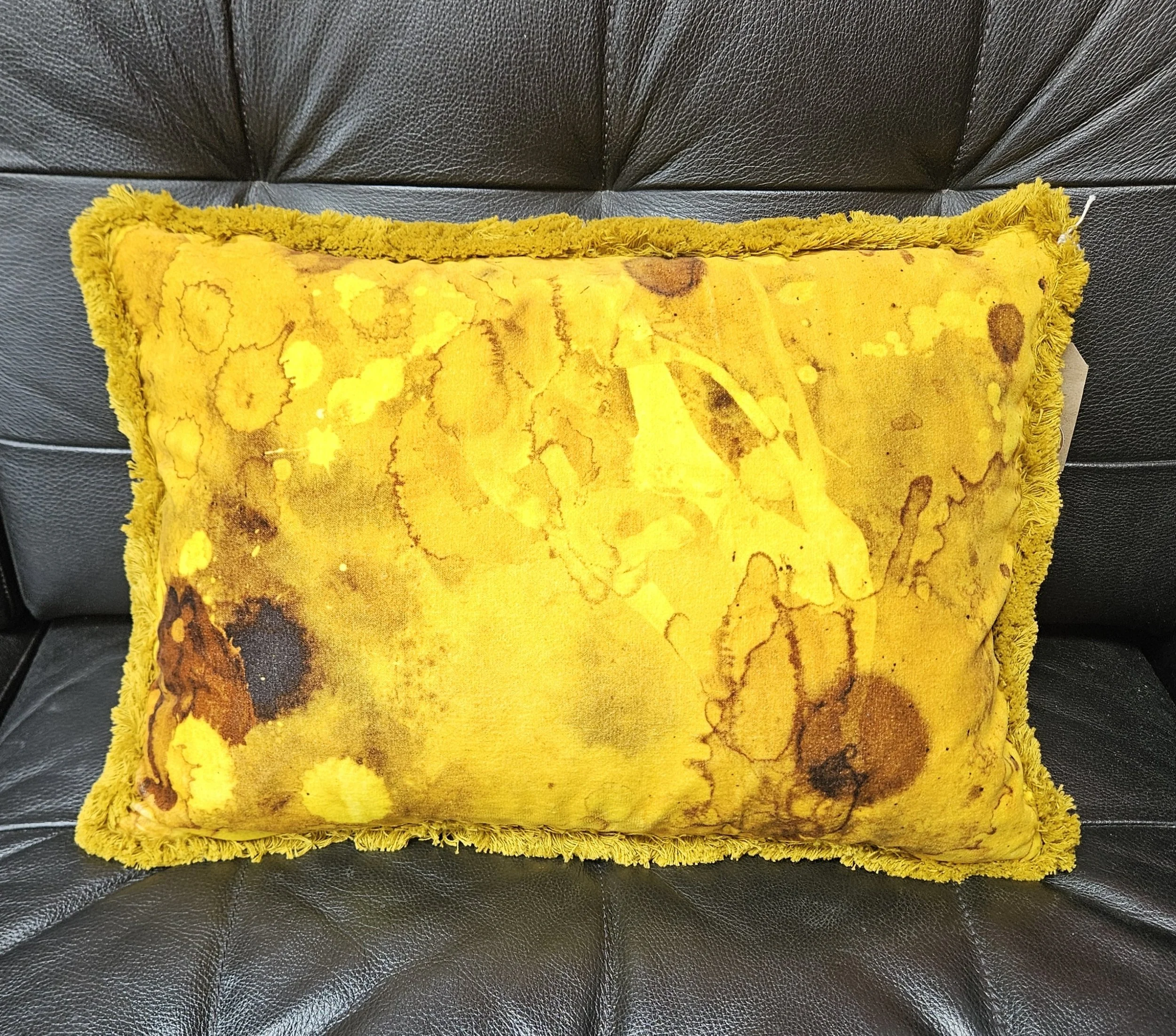 Blotch - fringed velvet cushion