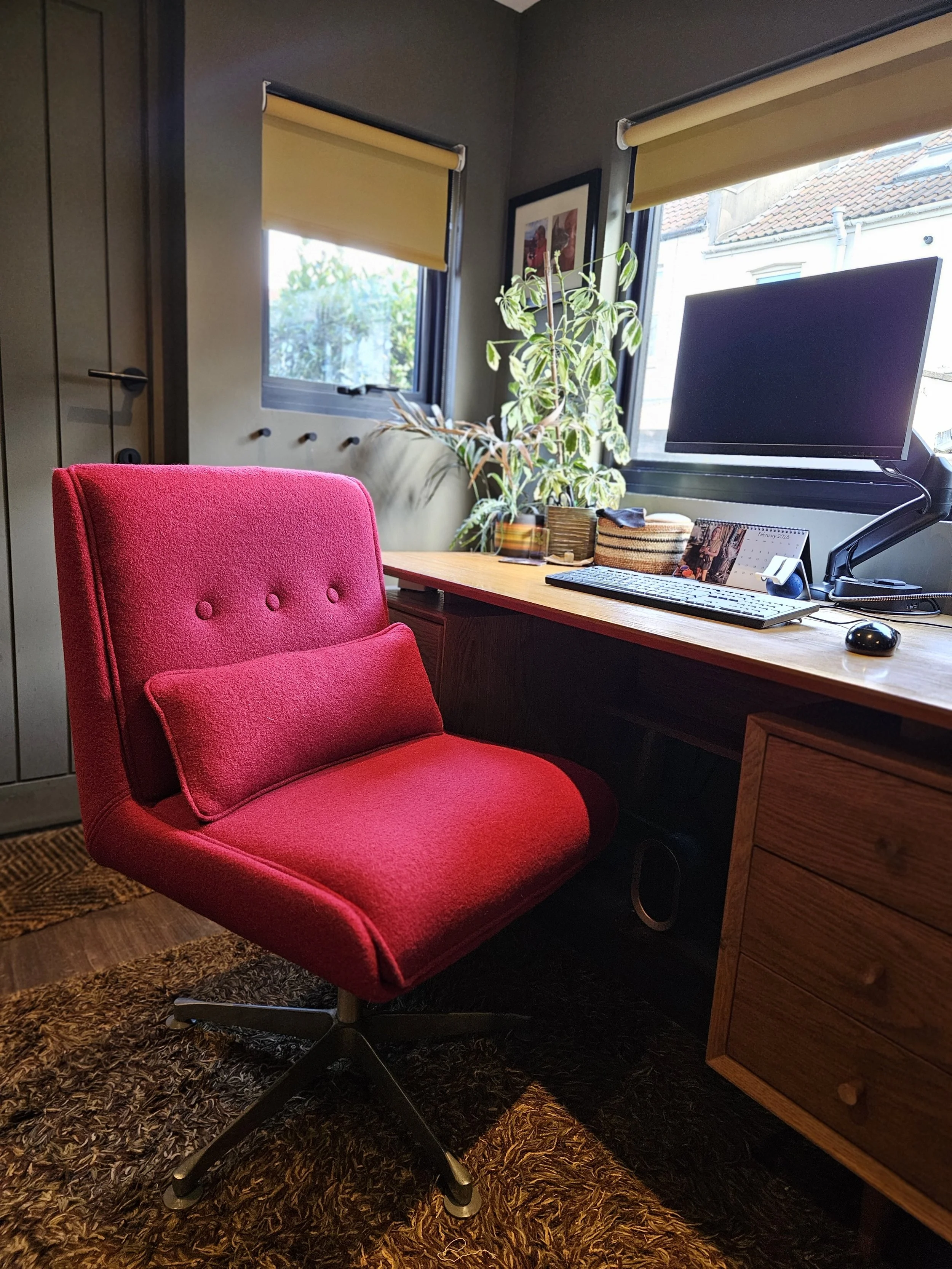 Office desk chair
