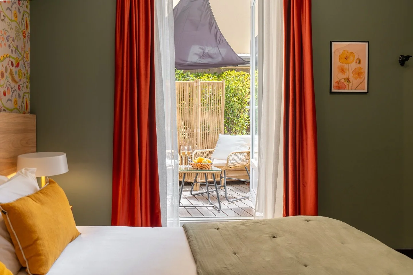 Throwback to when I was living in Nice and shooting for @hoteldefrancenice and @ammihotelsnice 🌴
&bull;
&bull;
&bull;
&bull;
#photographehotels #photographebranding #photographebrandinggeneve #photographebrandingannecy #hotelphotography #hotelphotog