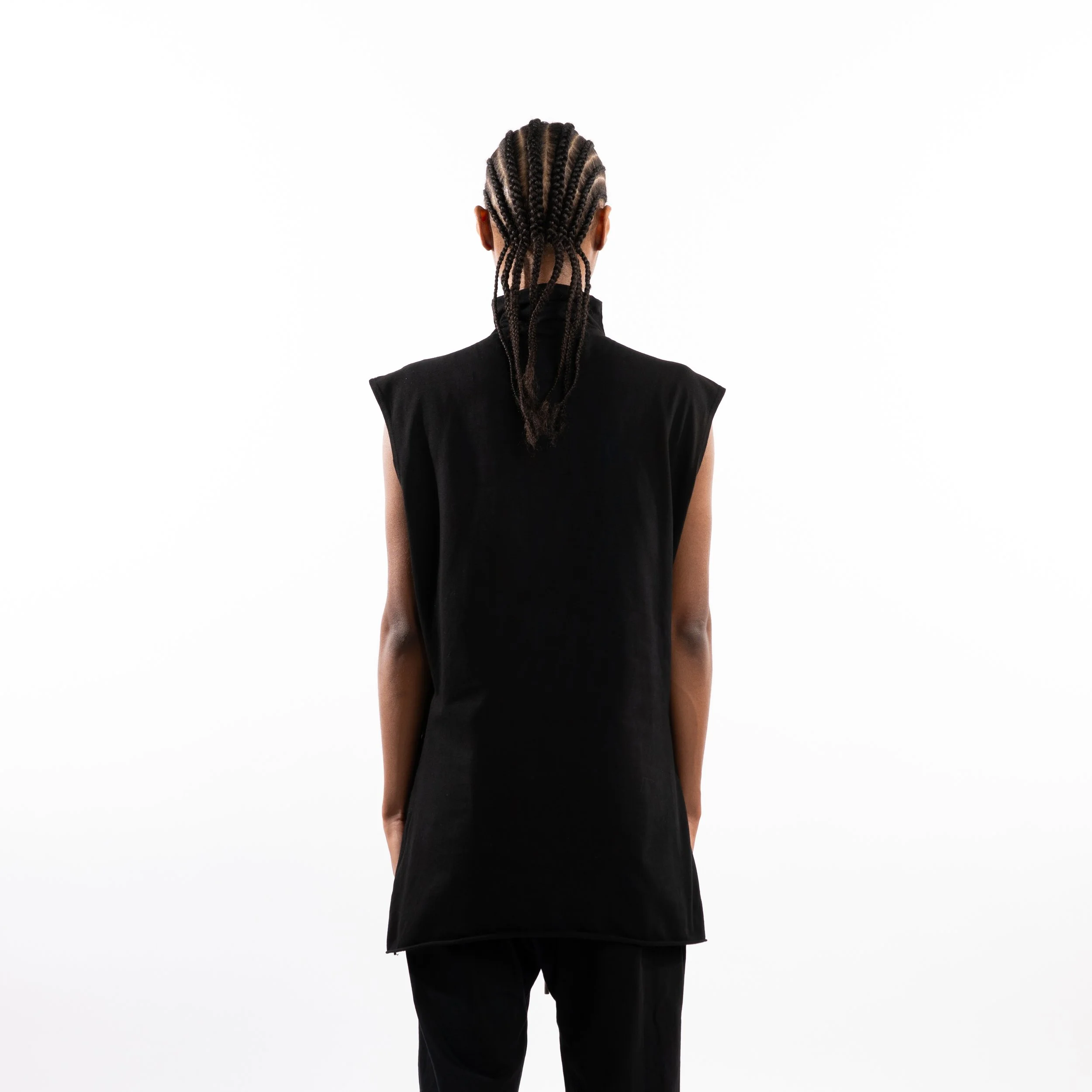 HW26 Ecomm On body-097.jpg