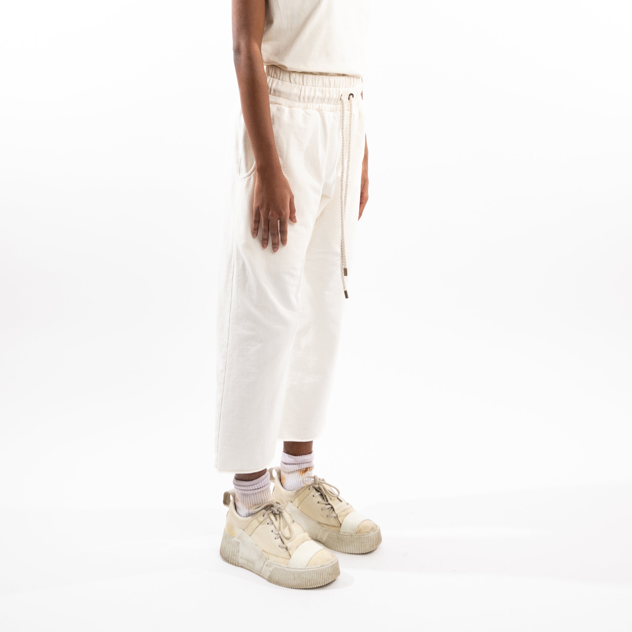 HW26 Ecomm On body-197.jpg