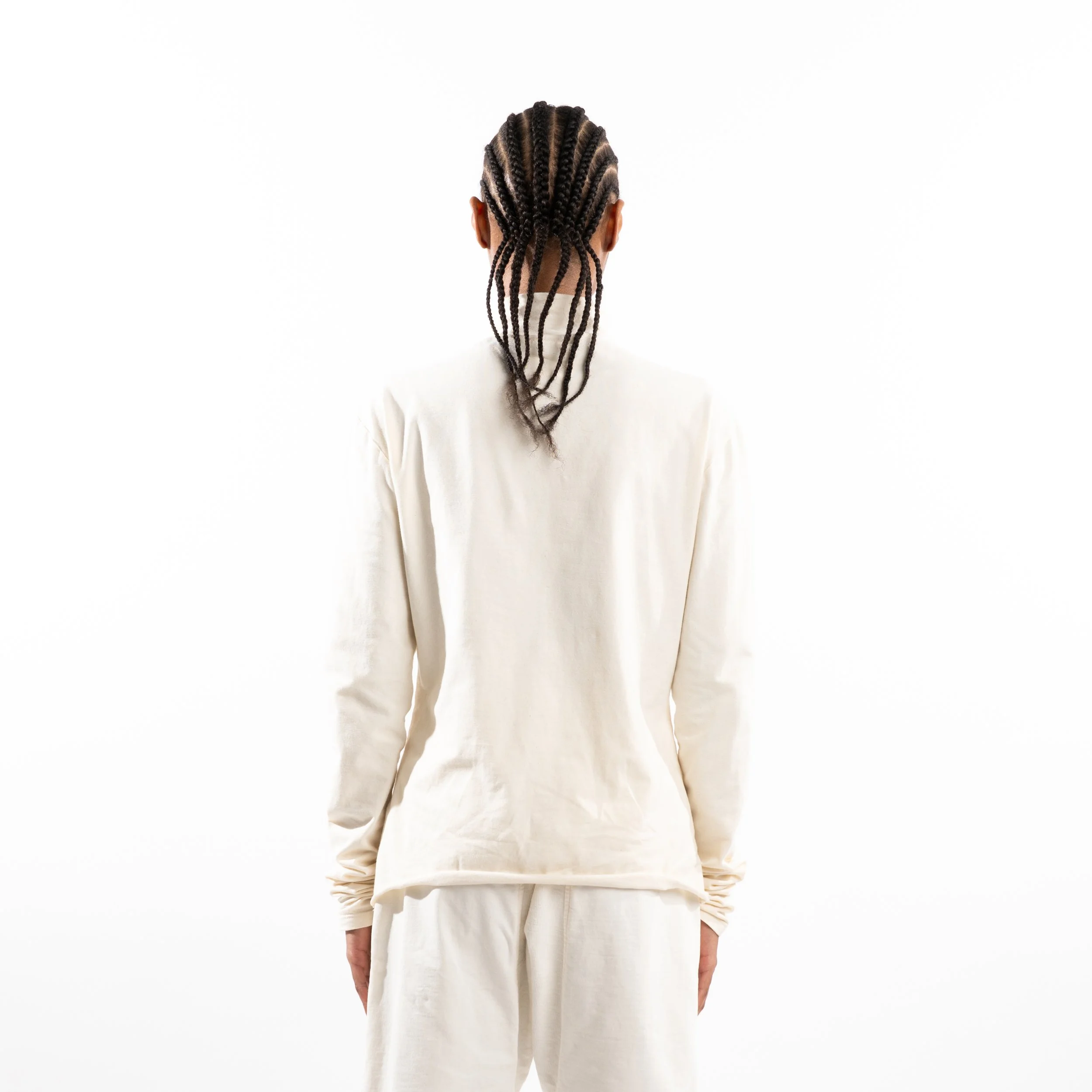 HW26 Ecomm On body-155.jpg