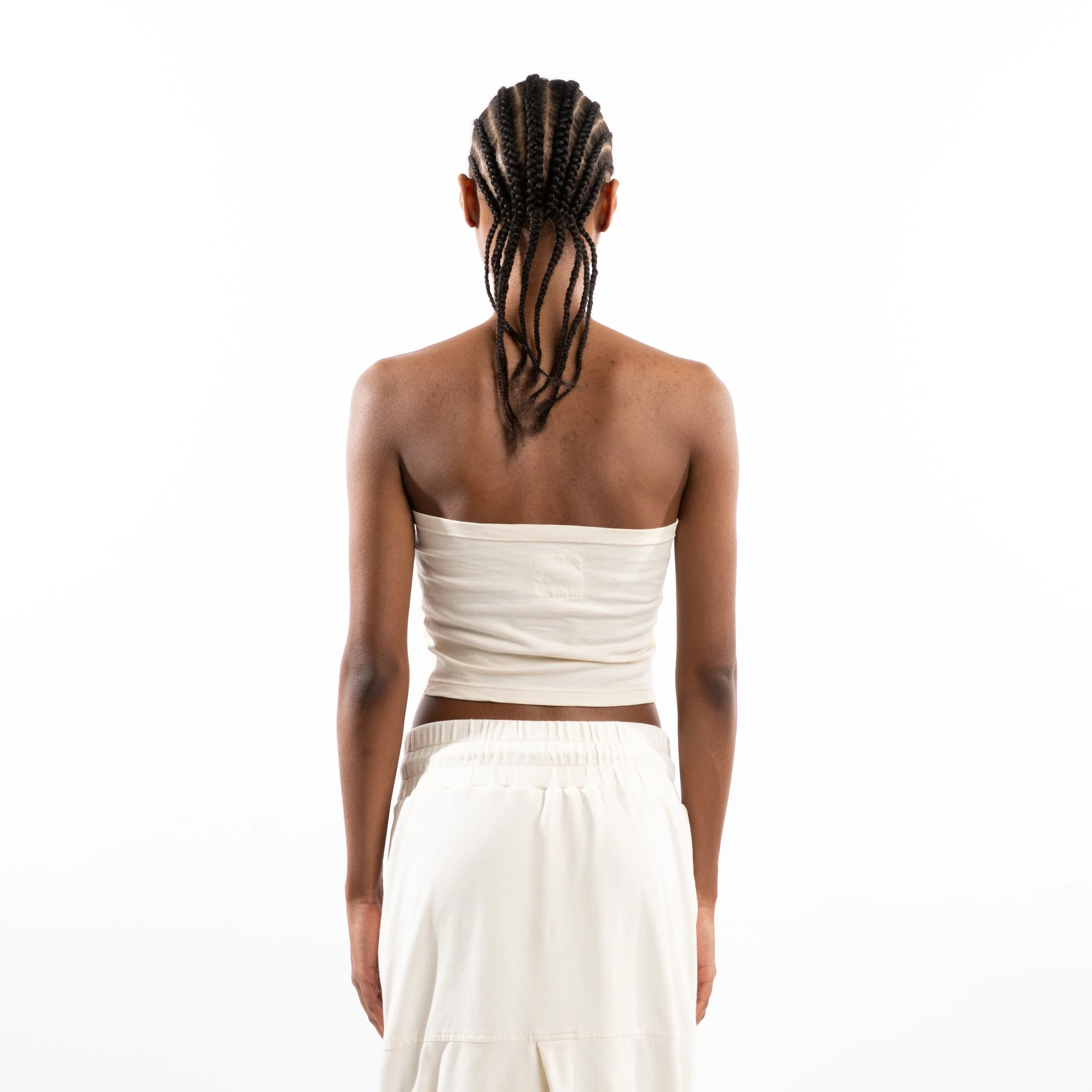 HW26 Ecomm On body-134 copy.jpg