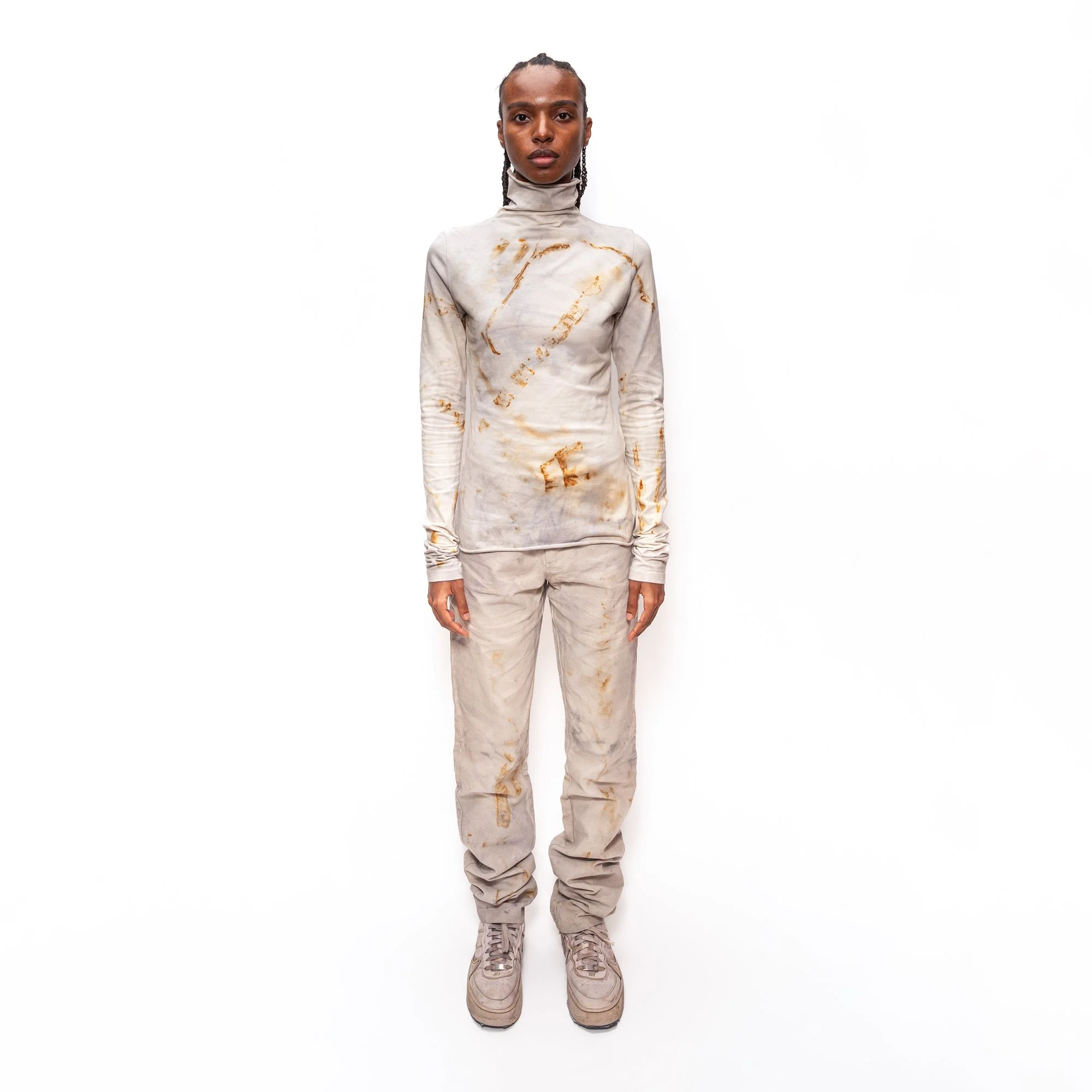 LONG SLEEVE ON BODY SQUARE FRONT.jpg