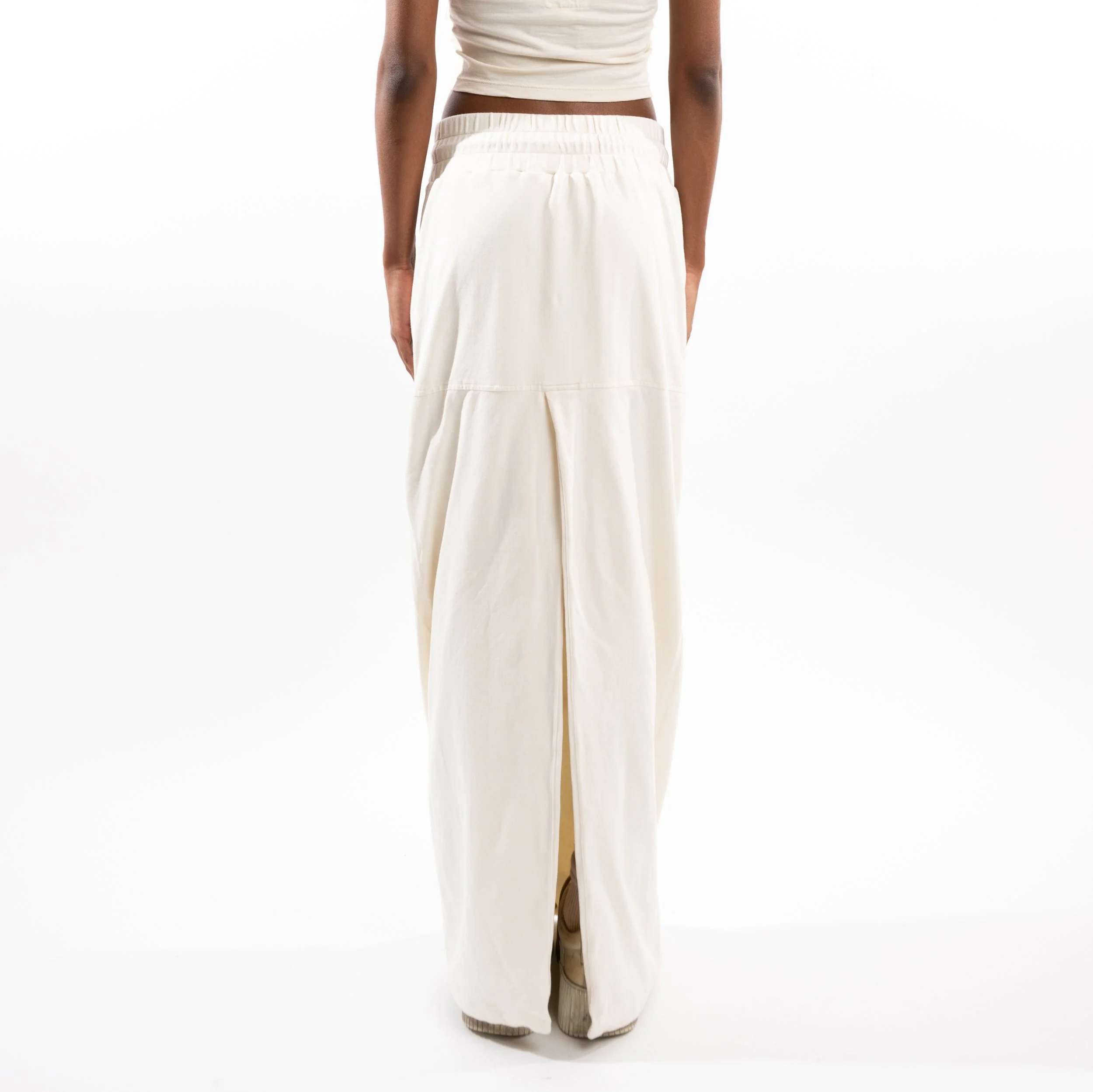 HW26 Ecomm On body-135.jpg