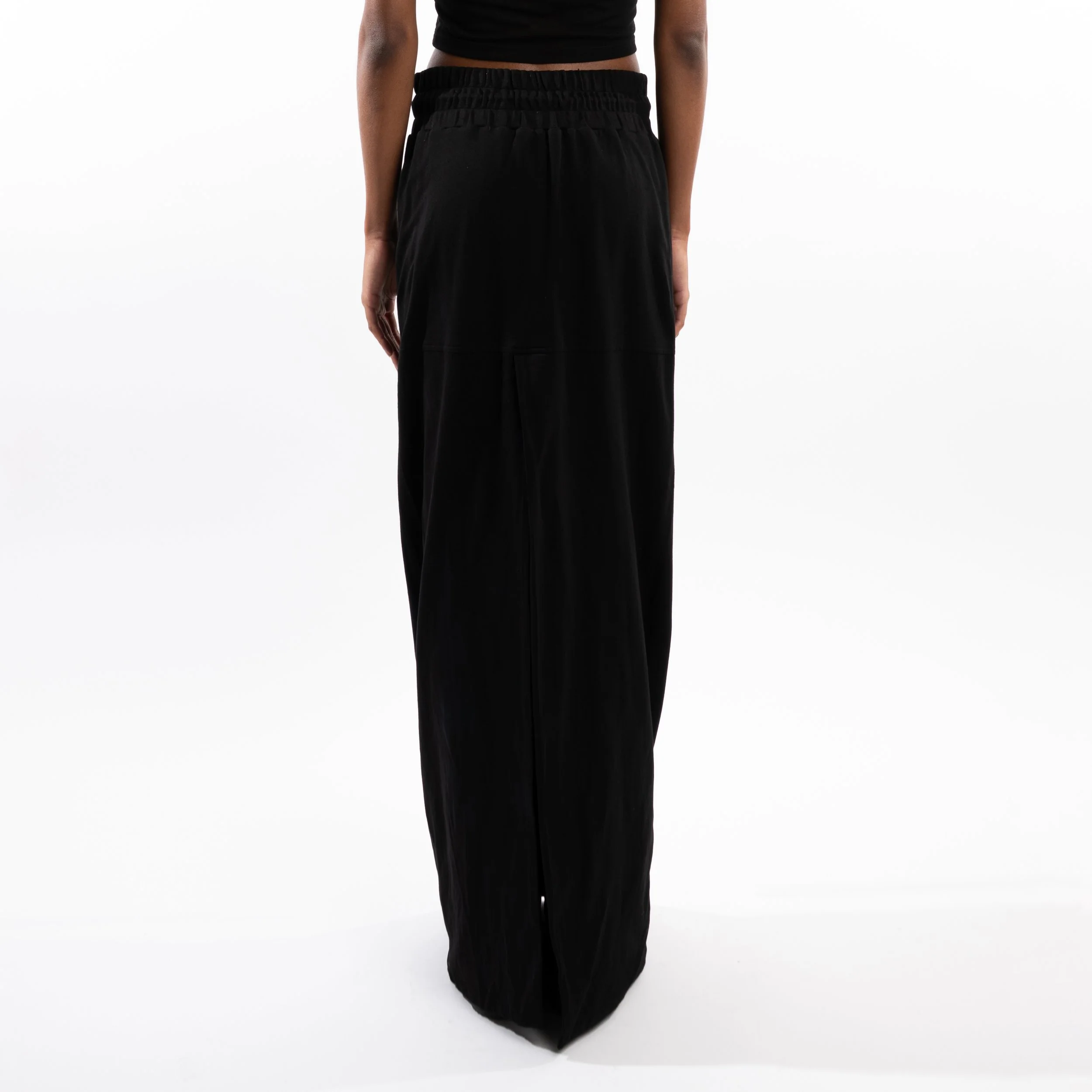 HW26 Ecomm On body-056.jpg