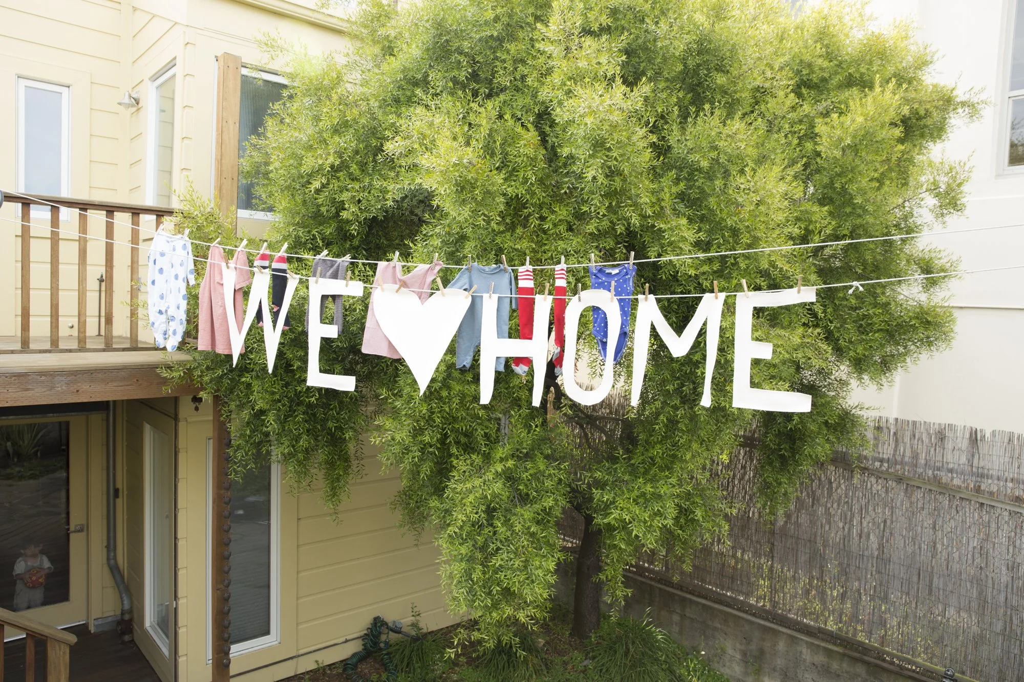01_CLOTHES_LINE-00209.jpg