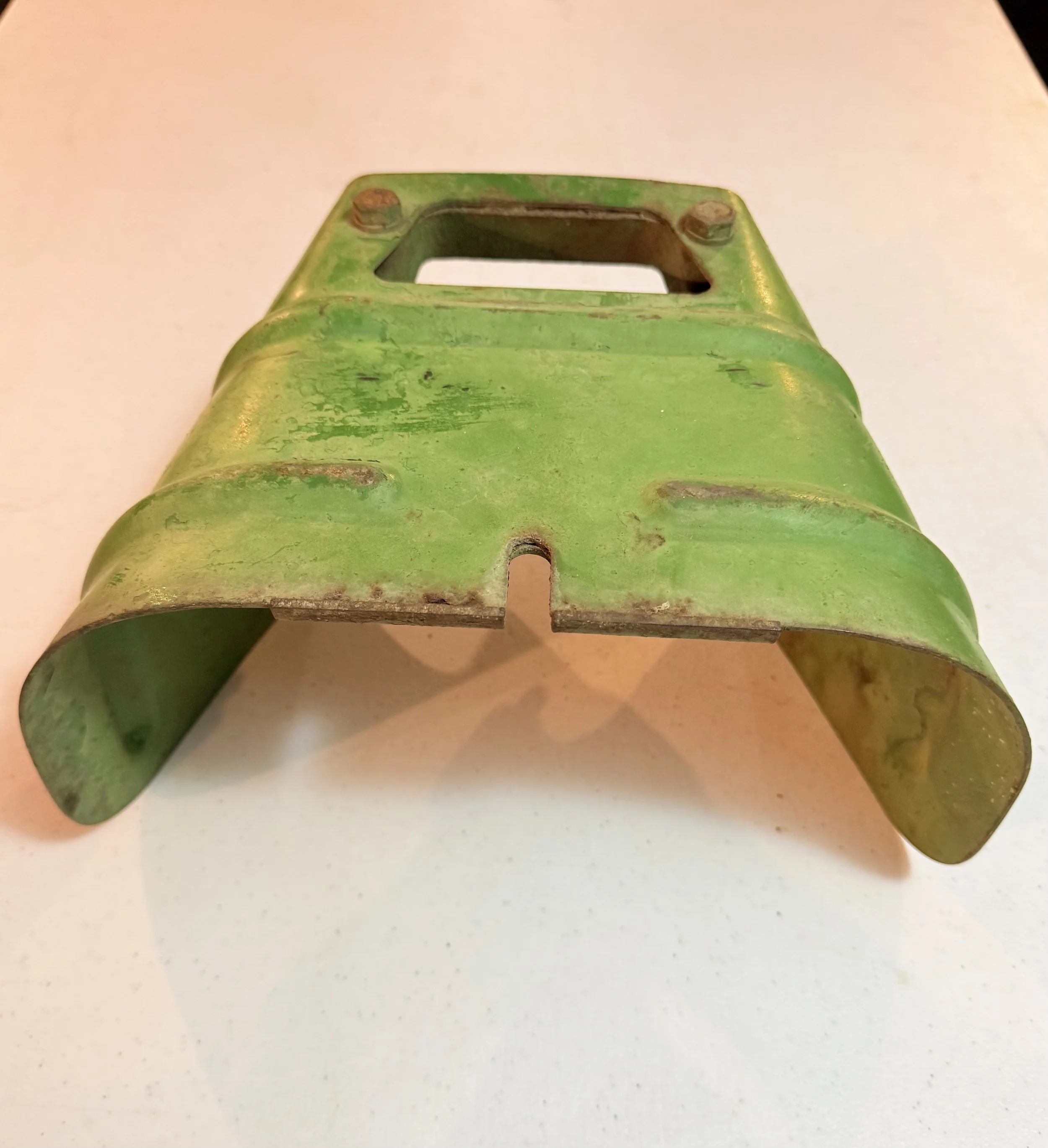 Model 520-730 PTO Shield Shield and Bracket AF2686R AR20482R AF2687R