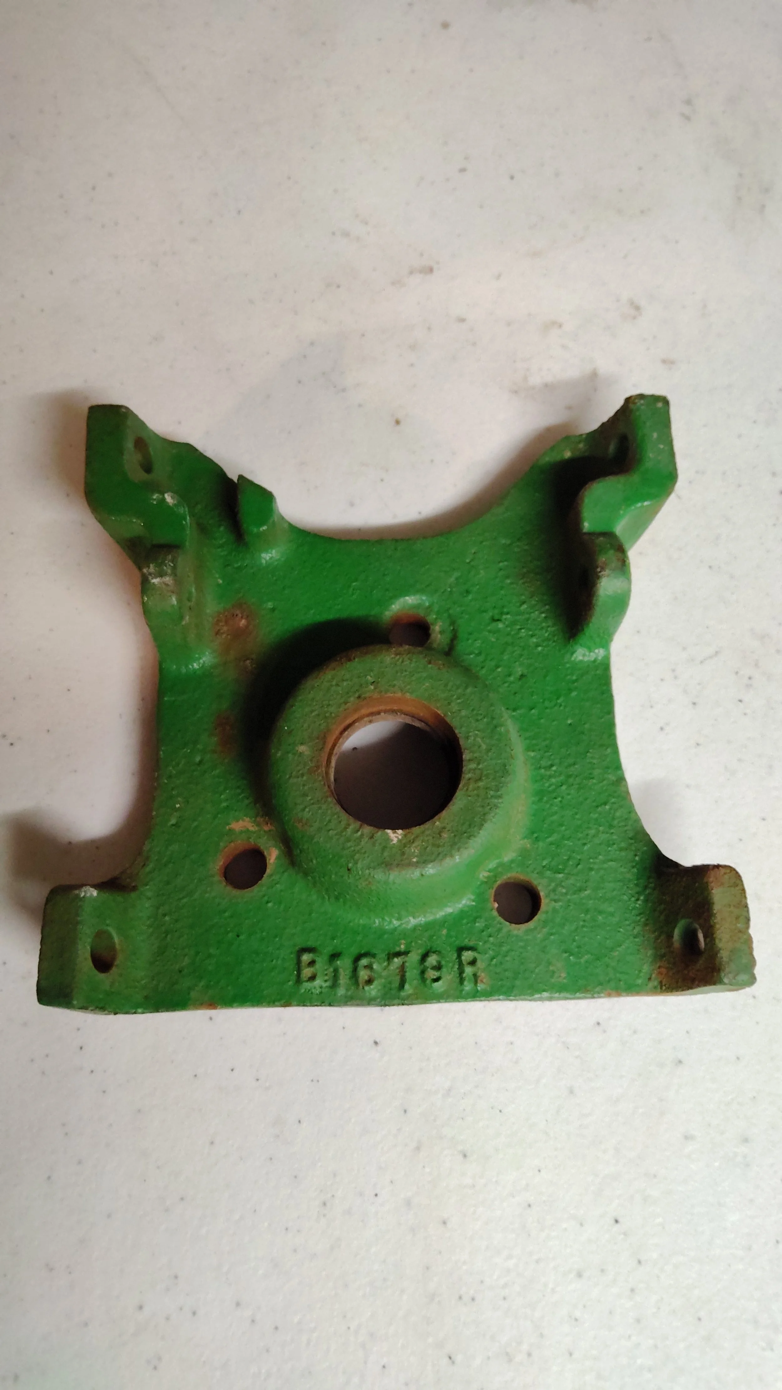 Early Styled B Small PTO Shaft Oil Seal Housing 1 1/8" B1679R