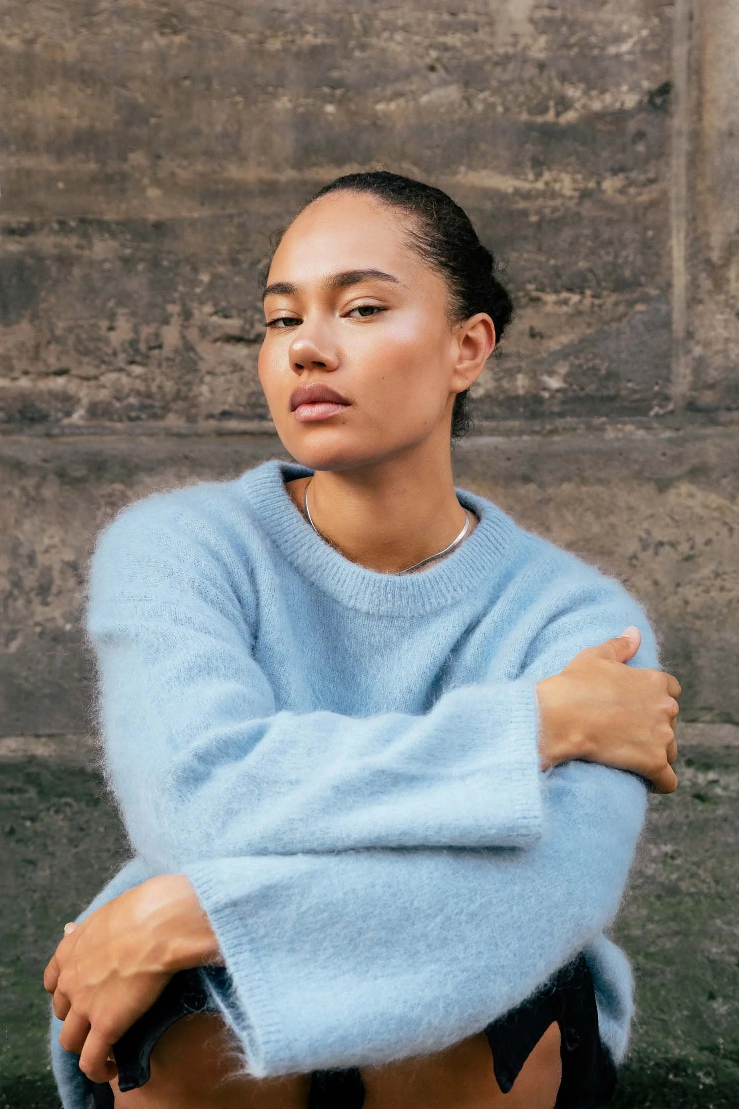 editorial-portrait-oversized-blue-knit-sweater-european-street.jpg