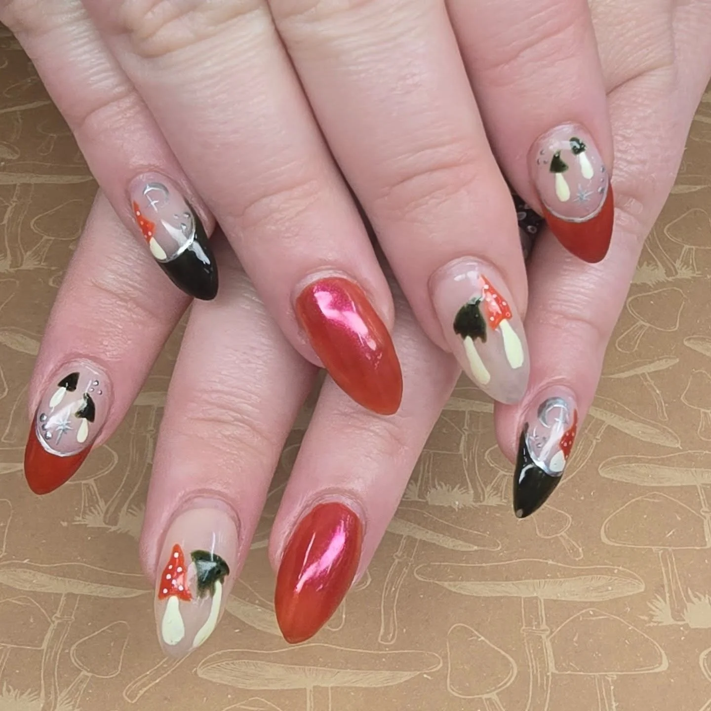 These are my nails. Though they are a week old, they are still amazing! Yes i did these myself 😜 
Space is filling up, schedule at sasconails.com 

#nail #nails #nailsnailsnails #nailart #naildesign #nailaddict #naildesigns #naillove #nailjunkie #ar