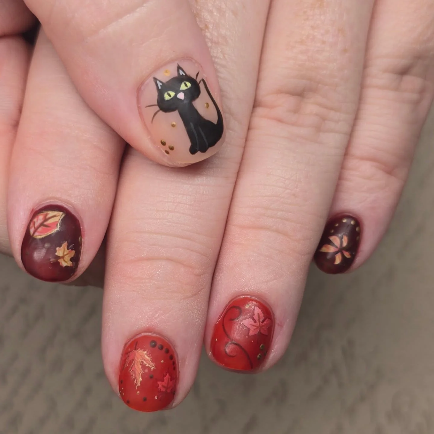 I love this set! It came out so good. My client received a buildergel fill and this stunning fall nail art. I love doing men's nails. 
Space is filling up, schedule at sasconails.com 

#nail #nails #nailsnailsnails #nailart #naildesign #nailaddict #n