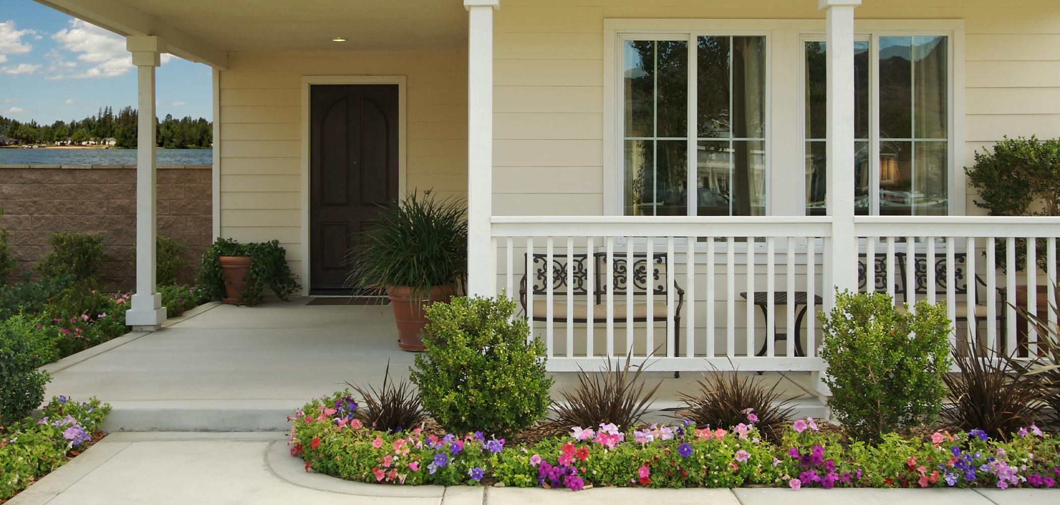 Boost Your Home’s Curb Appeal with Smart Landscaping