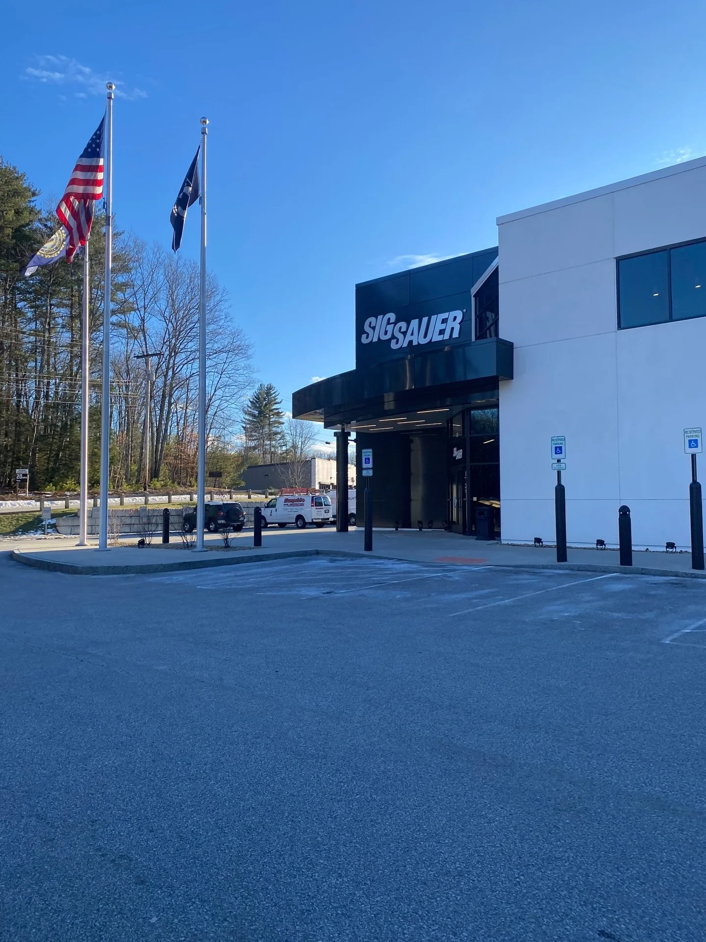 Incredible day at SIG SAUER Academy @sigsaueracademy 
Big thanks to Gavin and Ryan @flaneritz for the warm welcome, the range time, and the behind-the-scenes look at the property. 

The direction they&rsquo;re taking with combatives, jiu jitsu, and s