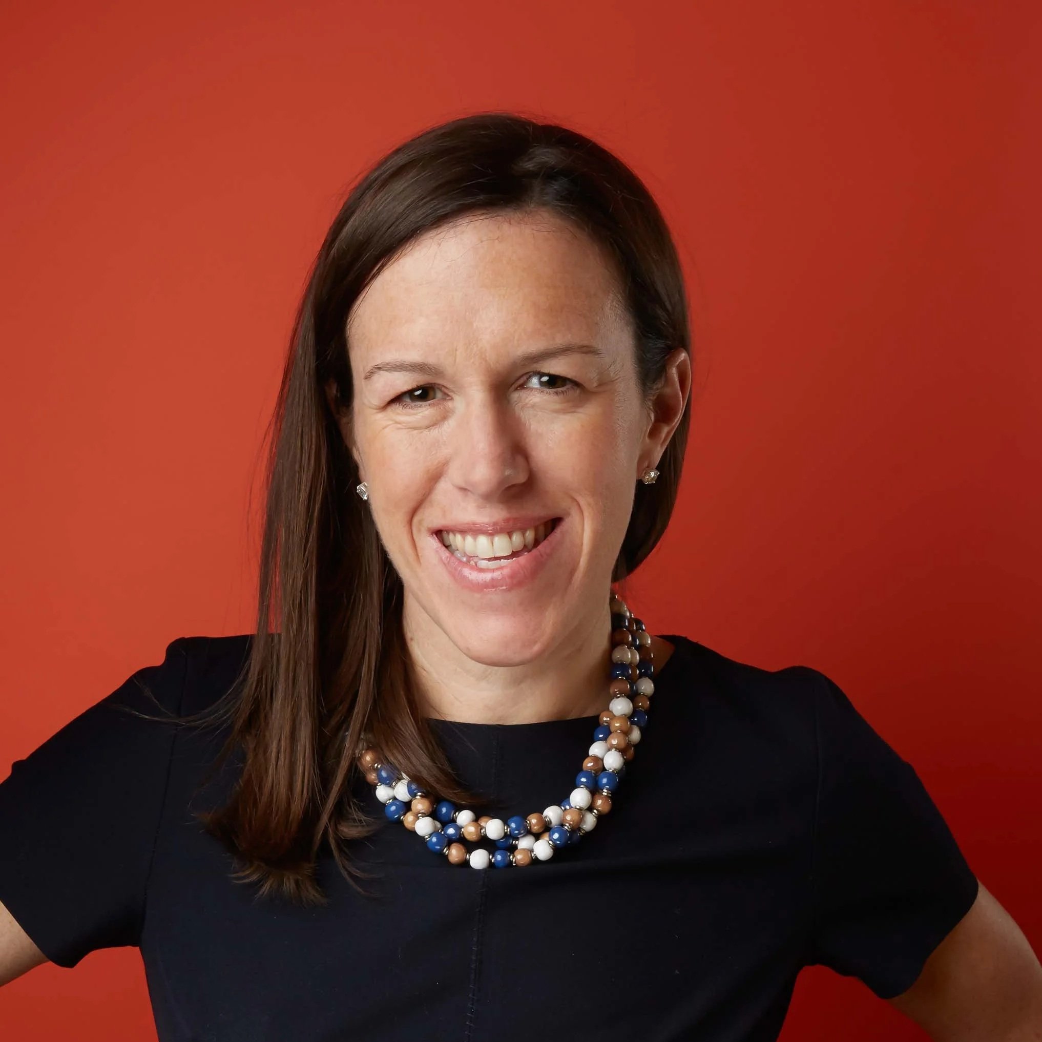 Christine Looney headshot