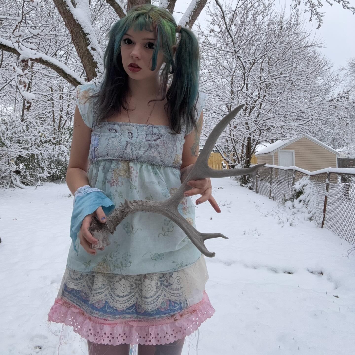 there is new stuff on my website ❄️☃️ i am wearing it here