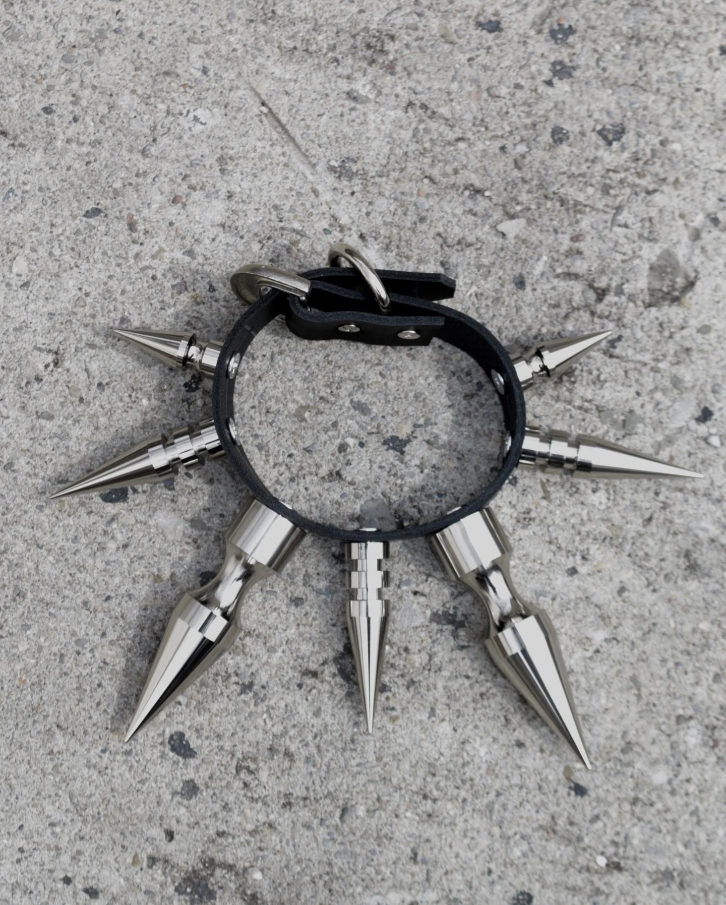 3 different kinds of spikes. Absolutely wild. 

I legit don&rsquo;t know how to write captions idk here&rsquo;s a choker I made that you can buy yay.

$100 CAD available at public butter or  DM to purchase