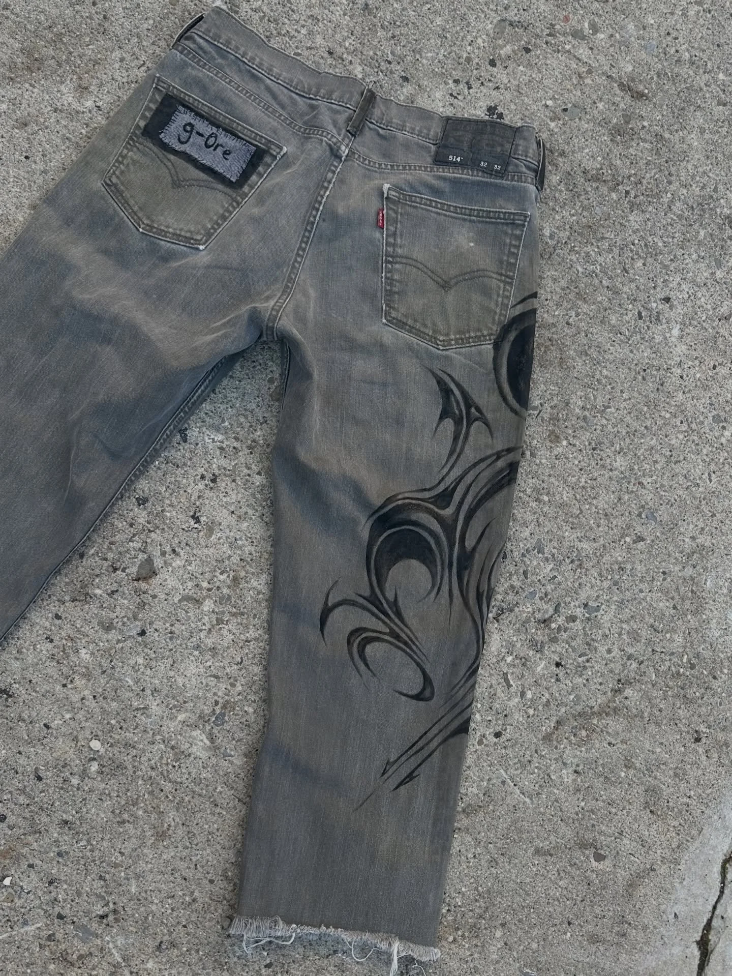 Painted vintage levis 32w - $95 
Available in store now @publicbutter Kensington 
Or DM to purchase 

I haven&rsquo;t painted clothes in a while and I had these jeans that I don&rsquo;t wear but they felt like a fun project to throw some swirly lines