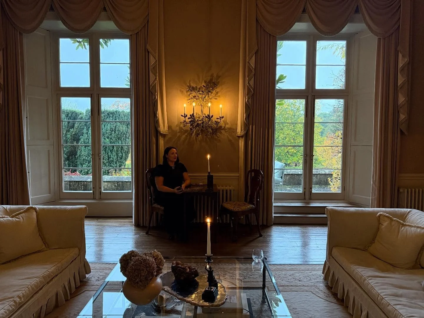 @lost.art.media @ampneypark THANK YOU for inviting me to read cards and take part in the &lsquo;Secret Ceremony: Season of the Witch&rsquo;, Wine tasting, screening of the 1972 classic film &lsquo;The Season of the Witch&rsquo;, the &lsquo;Homage aux